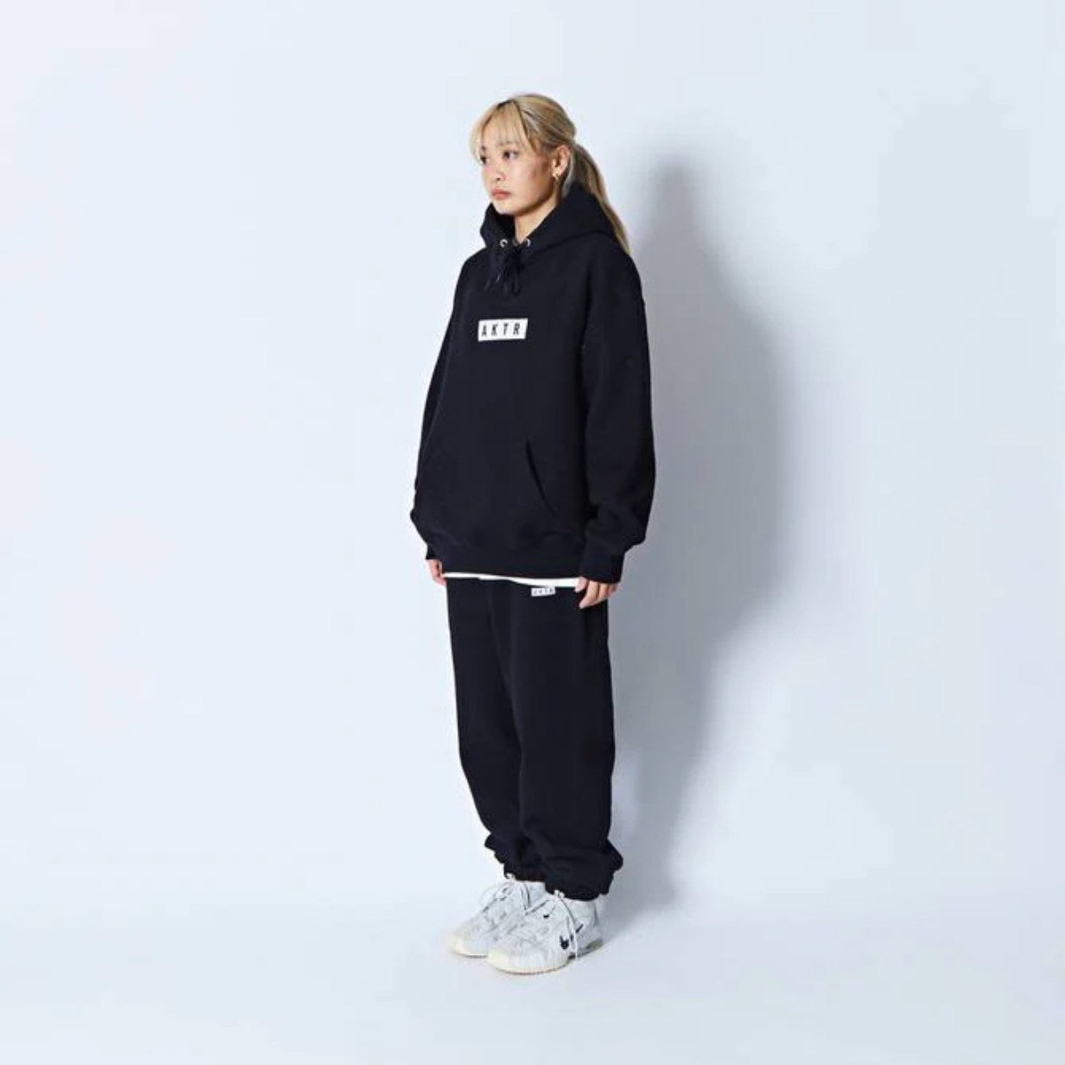 AKTR LOGO SWEAT PANTS