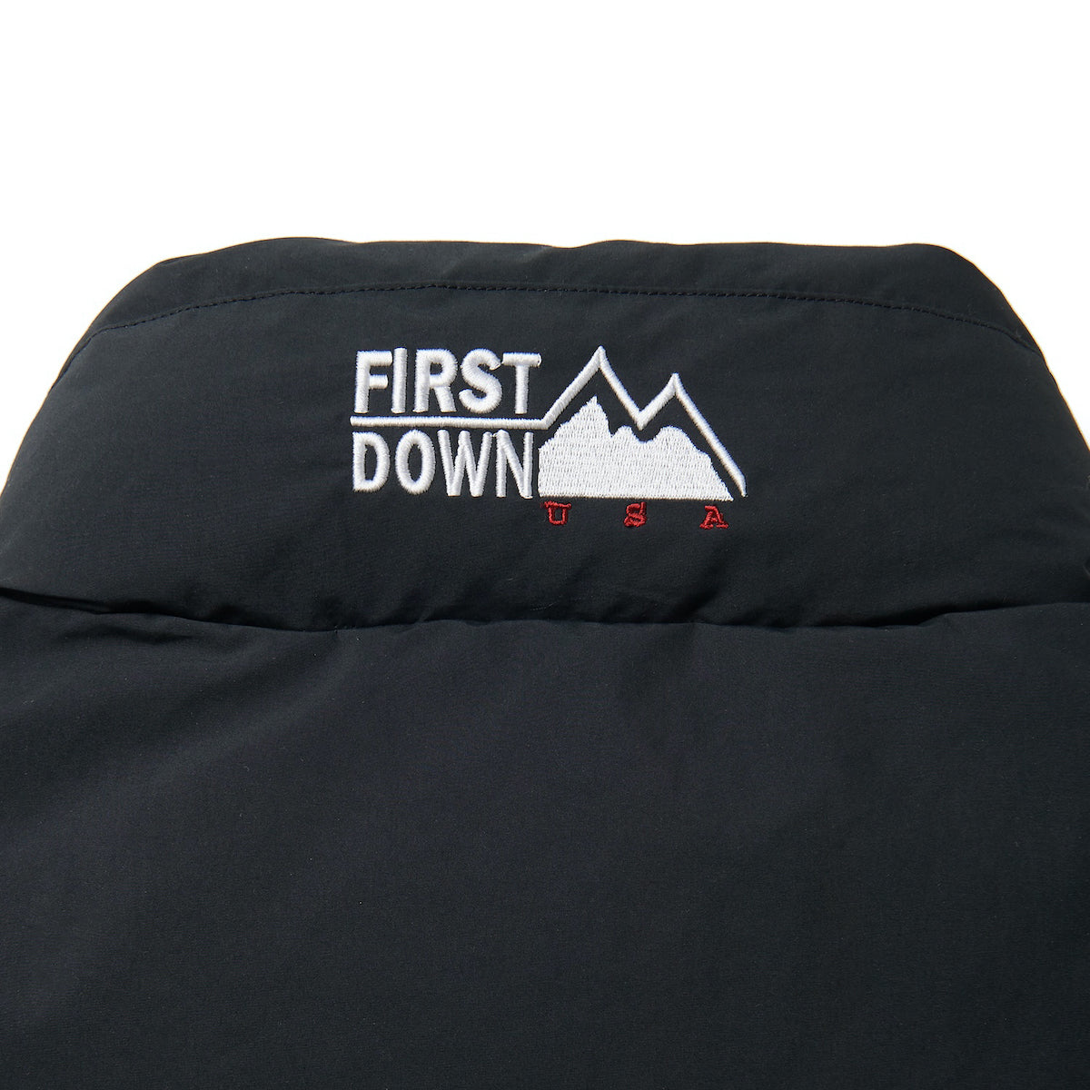 SHORT BUBBLE DOWN VEST MICROFT(R) 【10月1日以降発送予定】
