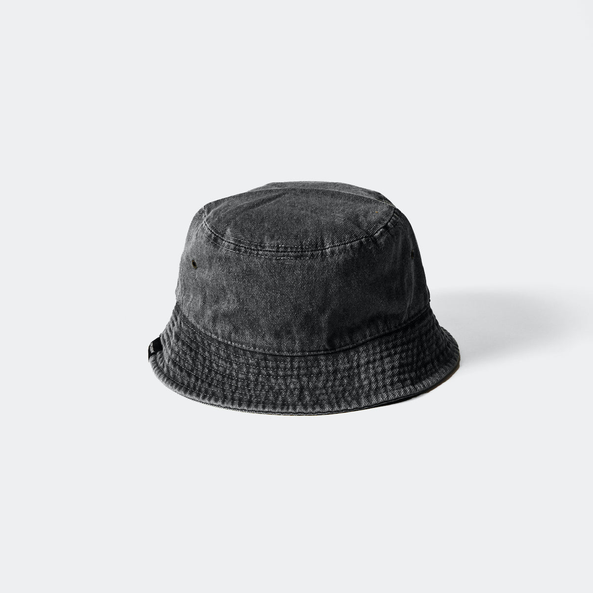“Apple Logo" Denim Bucket Hat