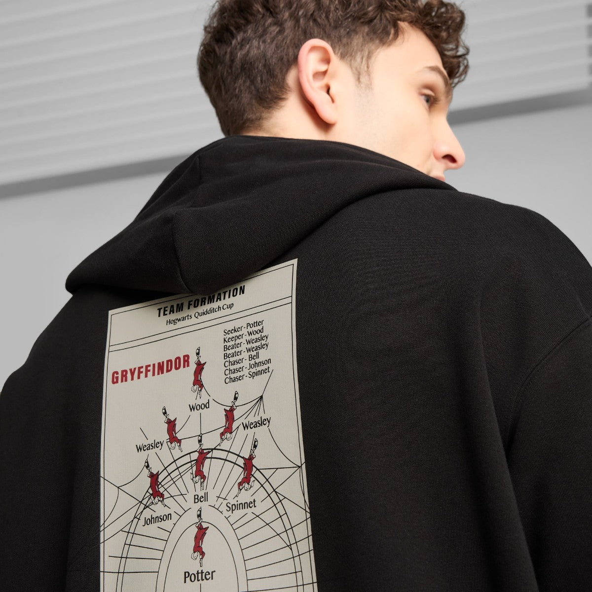PUMA x HARRY POTTER Relaxed Fit Graphic Training Hoodie 【予約】3月27日以降発送予定【返品交換キャンセル不可】