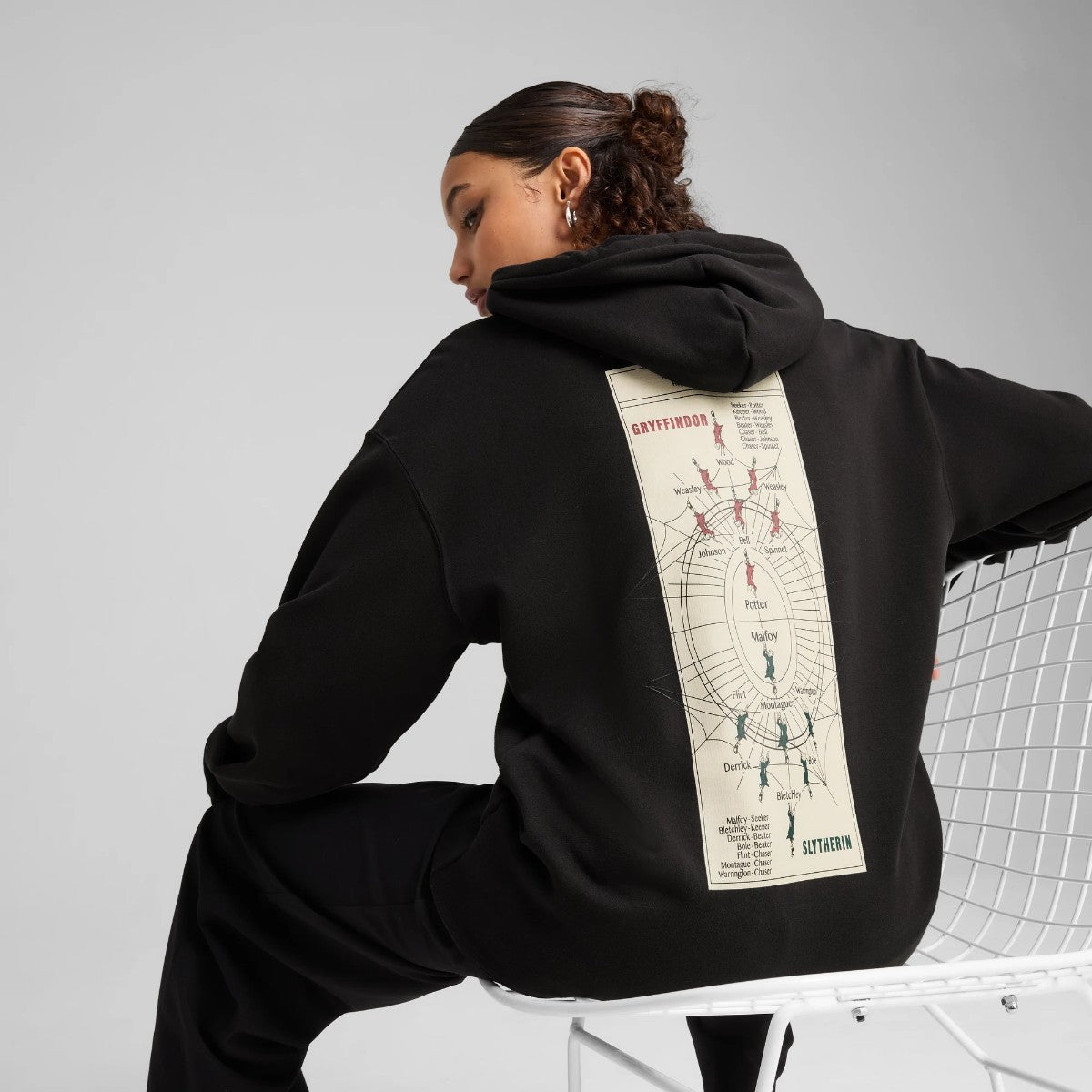 PUMA x HARRY POTTER Relaxed Fit Graphic Training Hoodie 【予約】3月27日以降発送予定【返品交換キャンセル不可】
