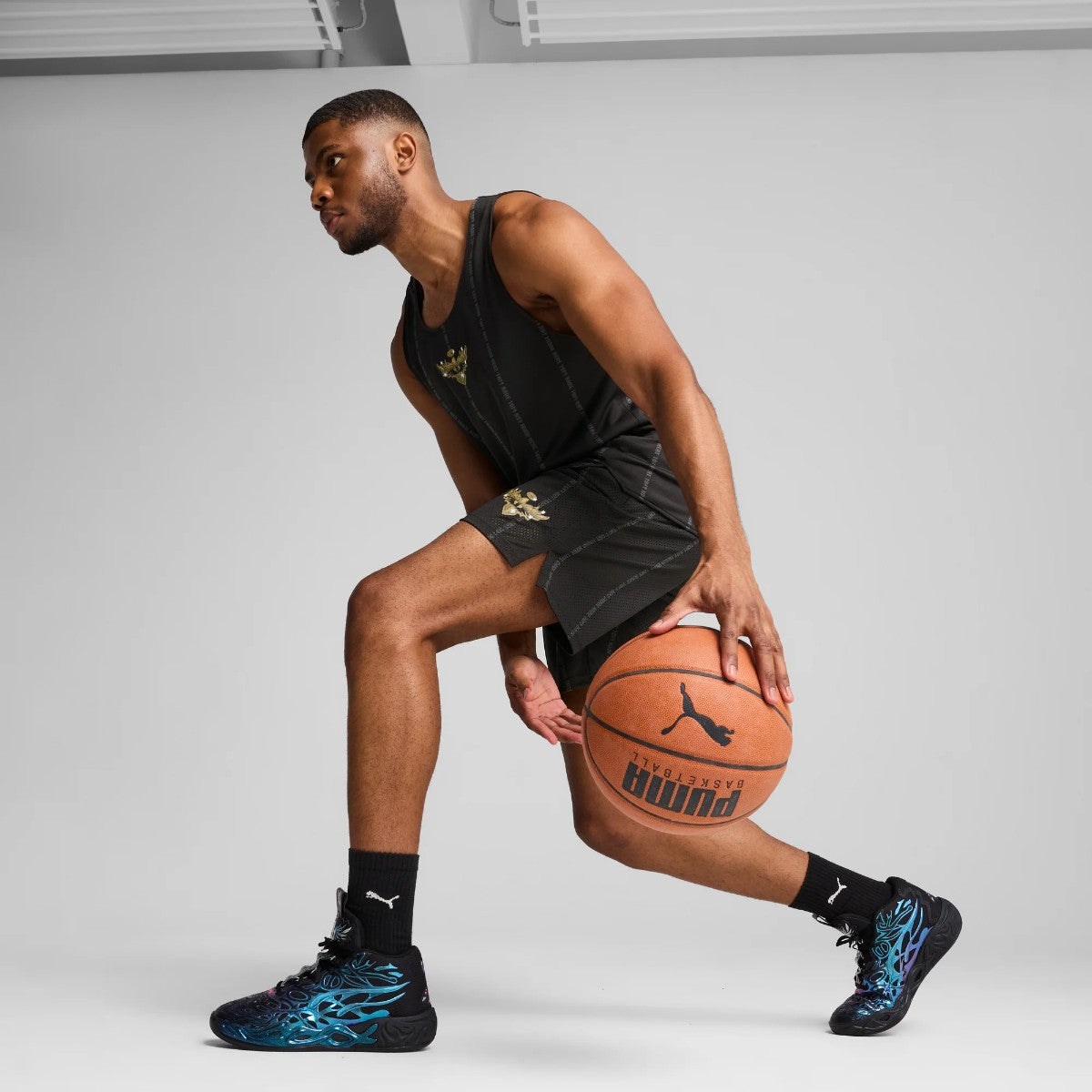 MB.04 REFLECTIONS 【予約】5月2日以降発送予定【返品交換キャンセル不可】