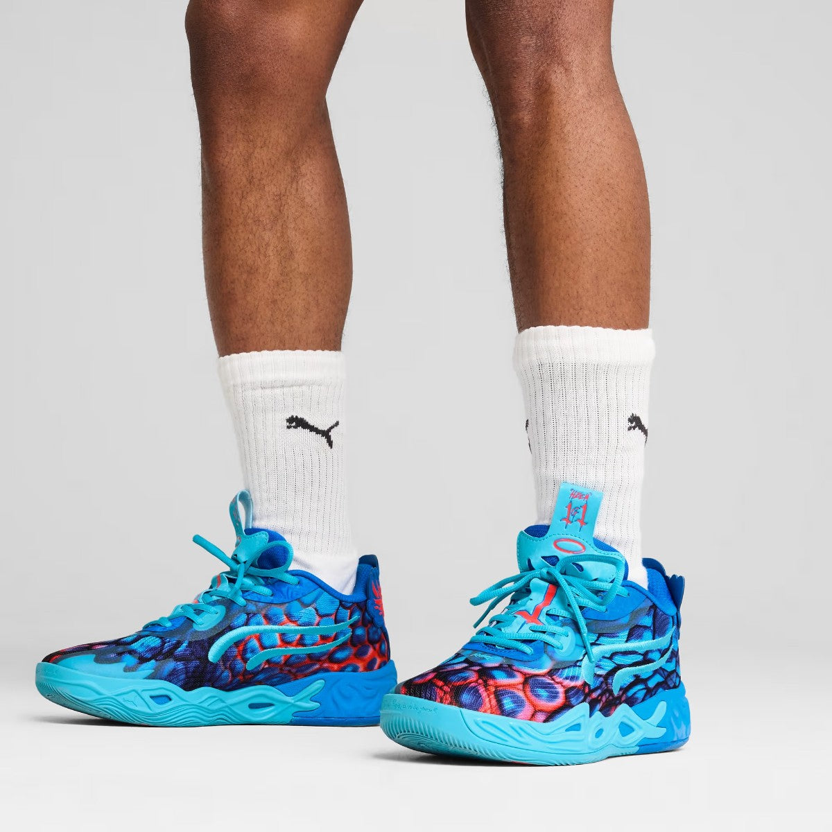 MB.04 LO ALIEN SKINS