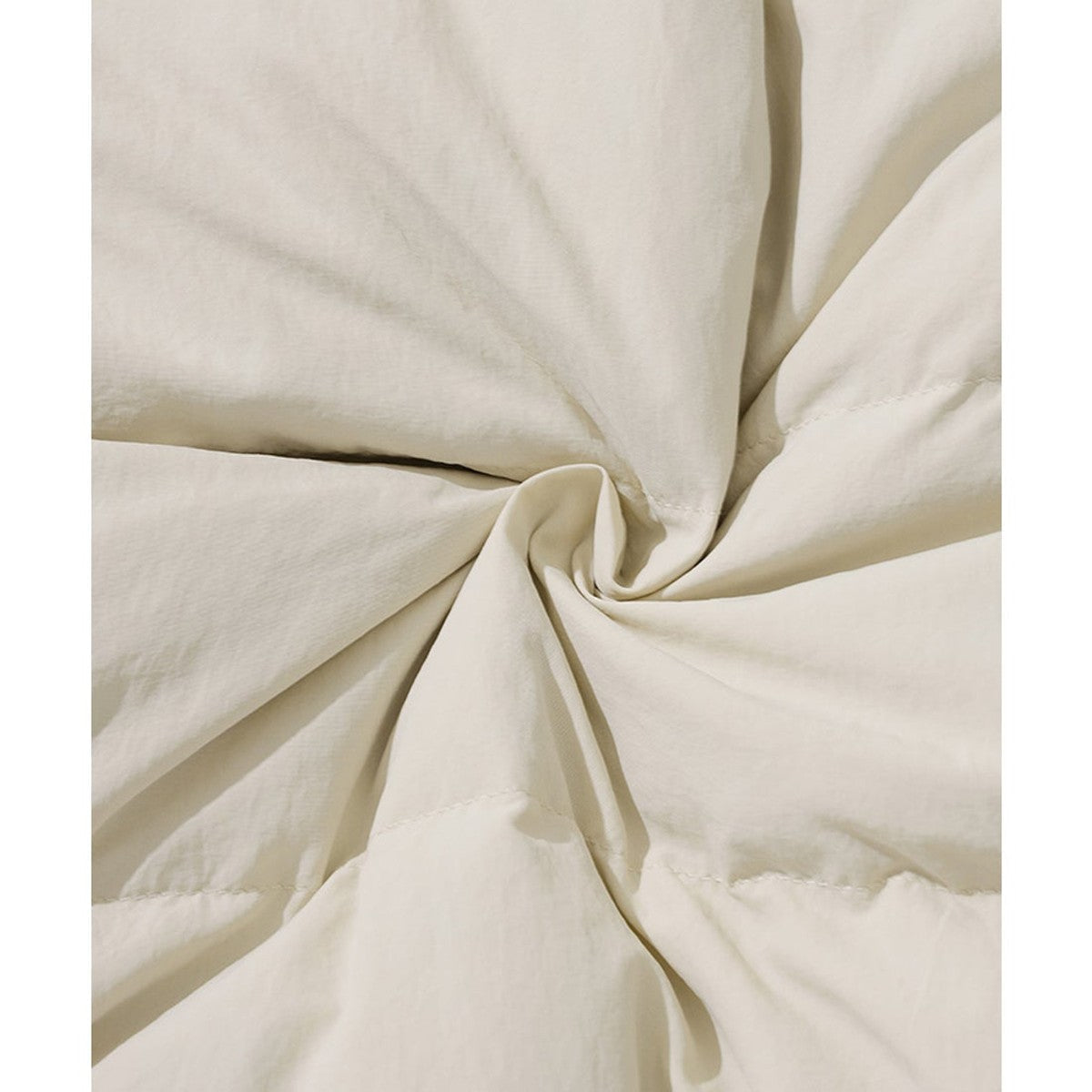 LIGHTWEIGHT DOWN VEST