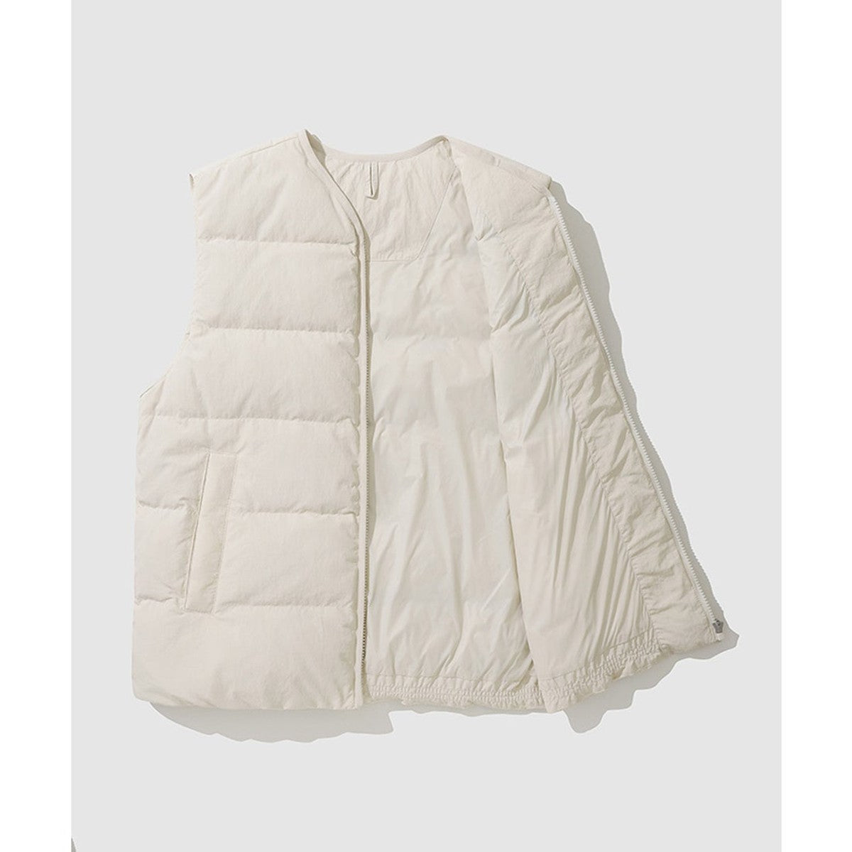 LIGHTWEIGHT DOWN VEST