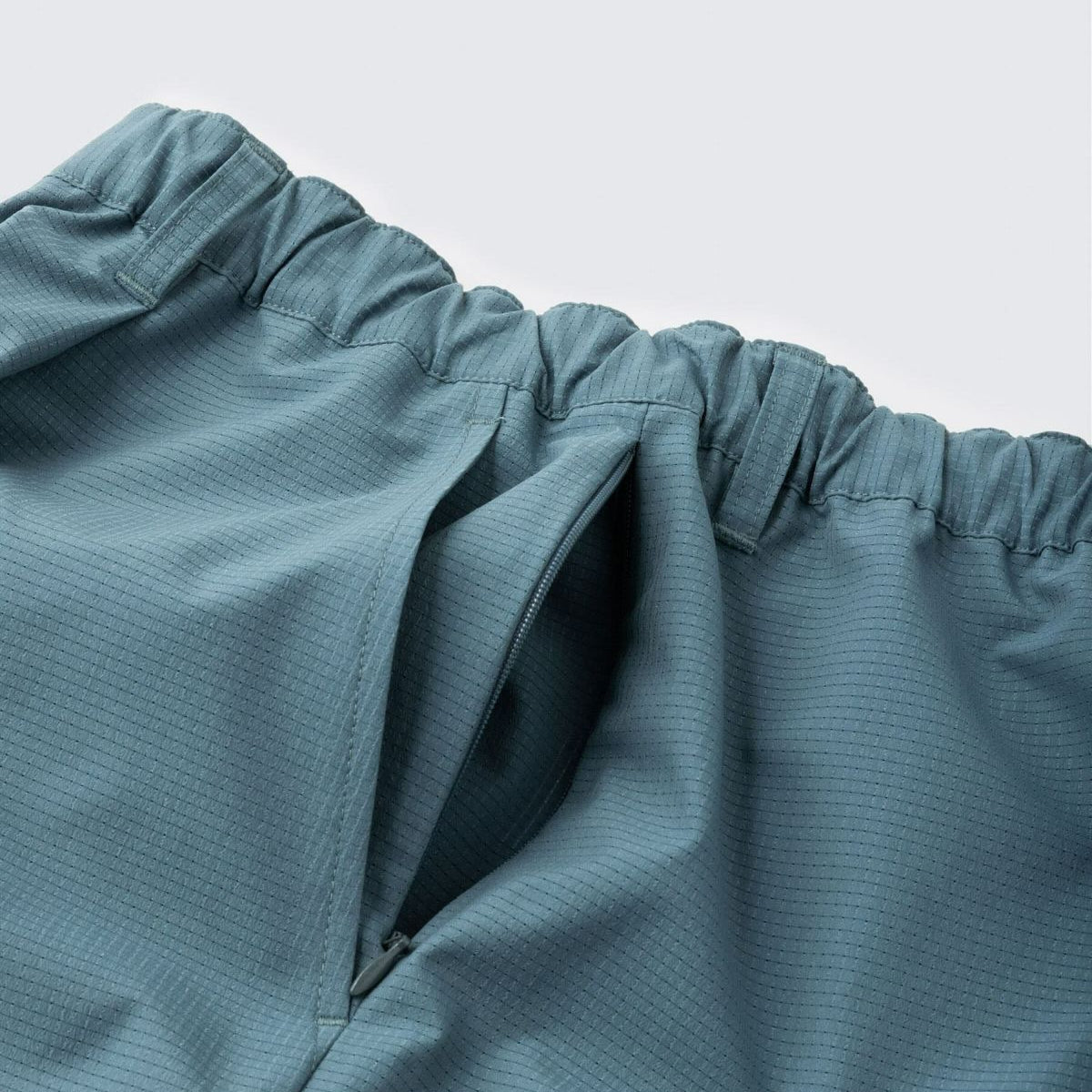 BREATHABLE BOOSTER PANTS