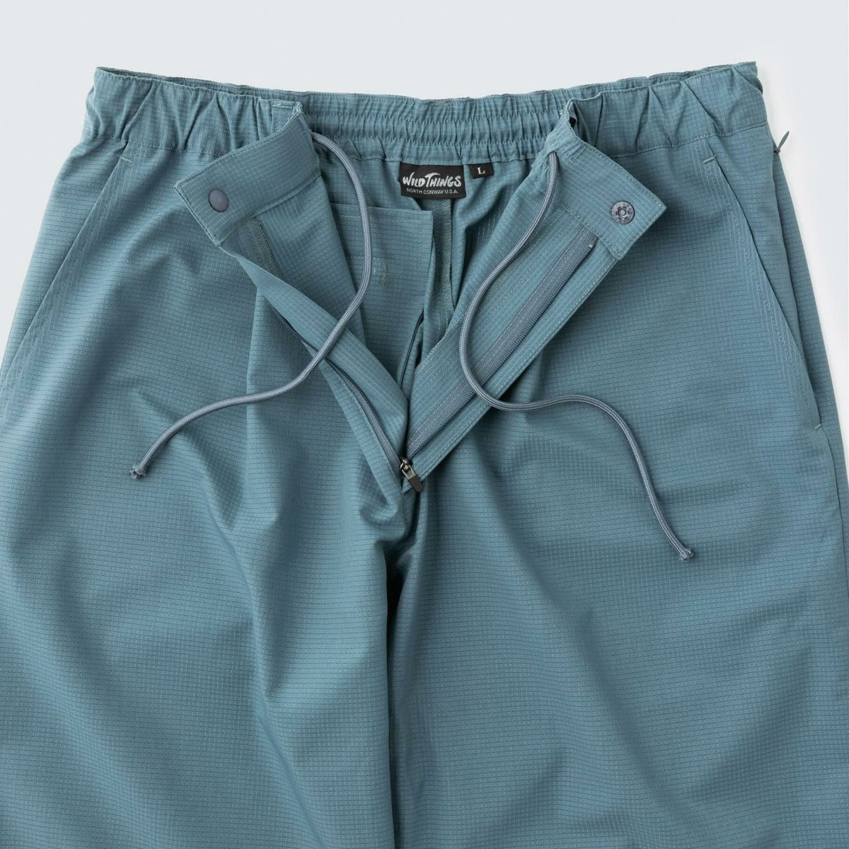 BREATHABLE BOOSTER PANTS