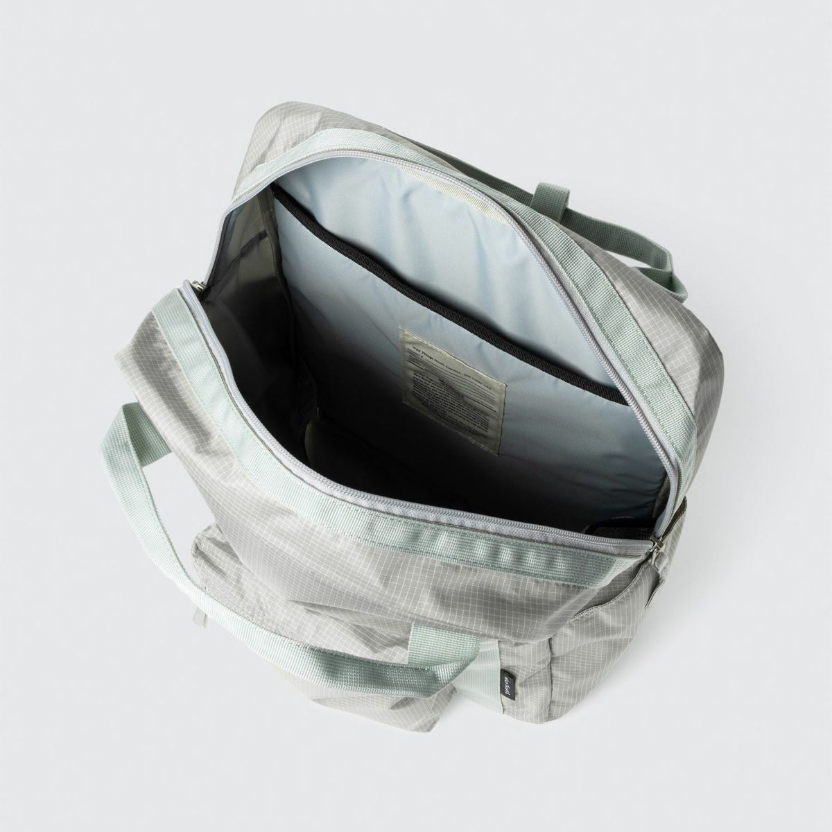 FLIGHT 2WAY BACKPACK