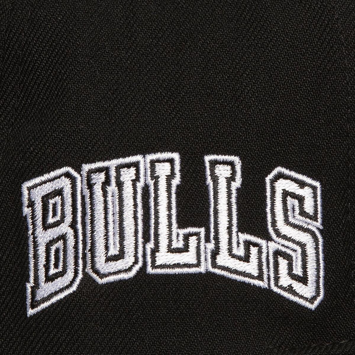 NBA EVERGREEN BLACK WHITE SNAPBACK