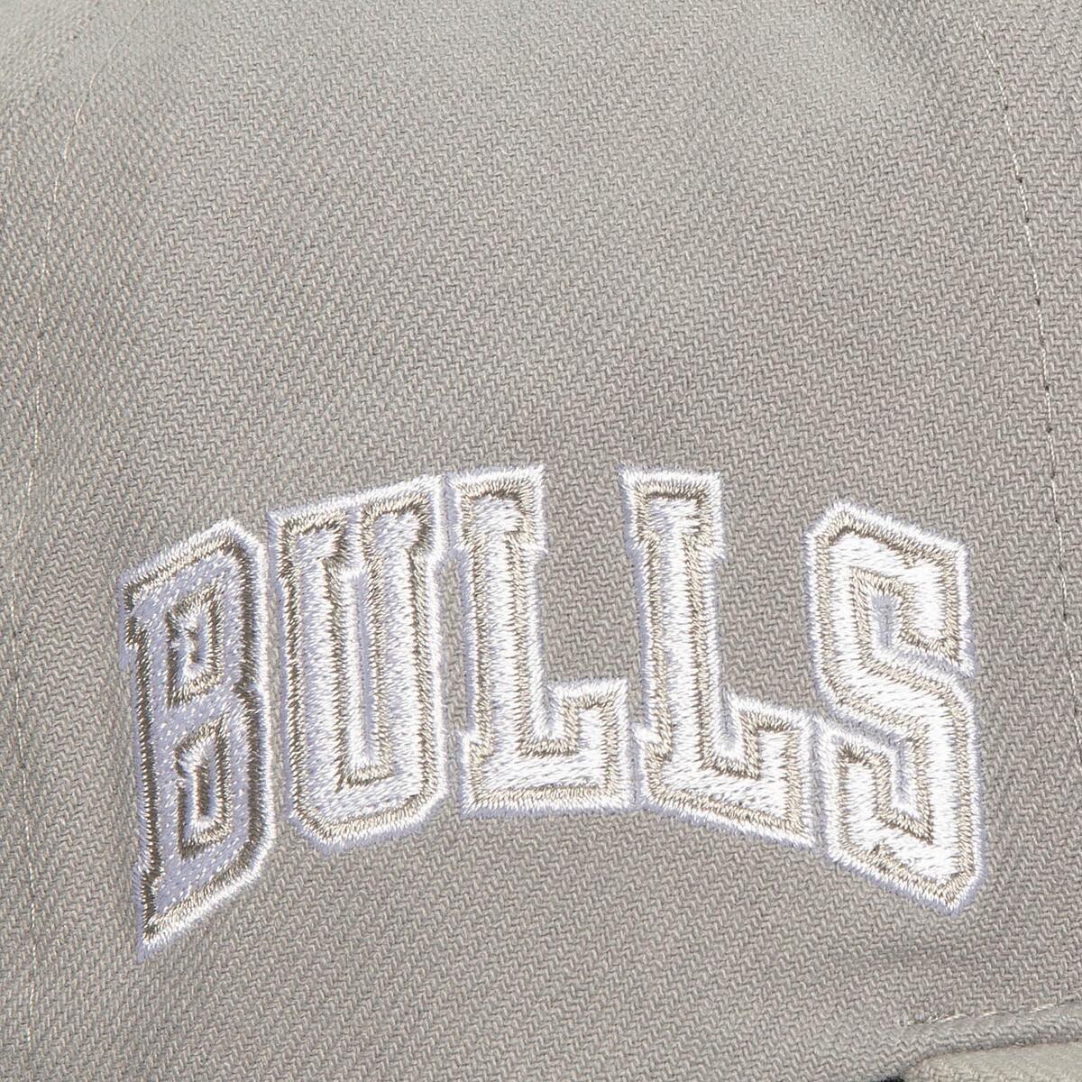 NBA EVERGREEN GREY WHITE SNAPBACK