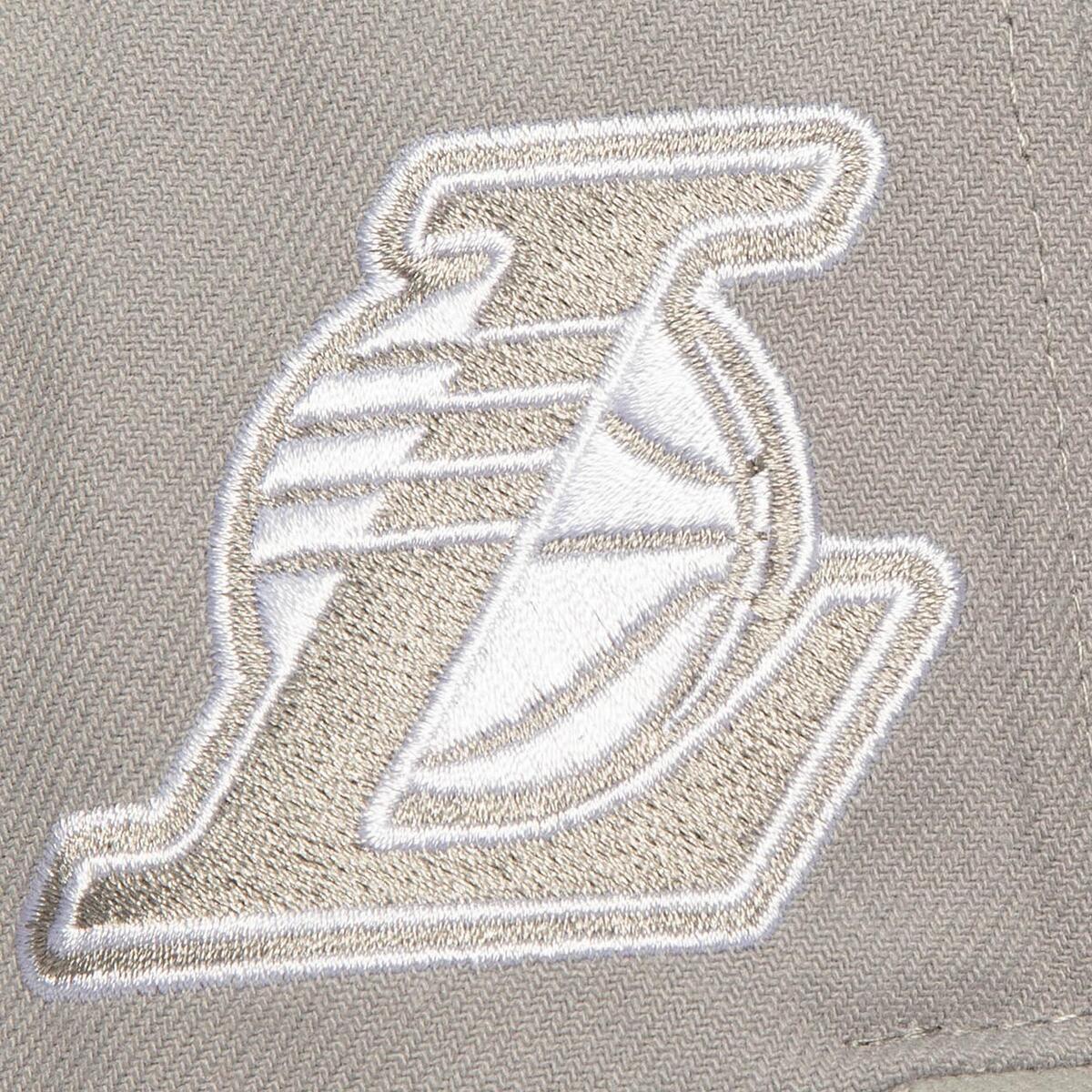 NBA EVERGREEN GREY WHITE SNAPBACK