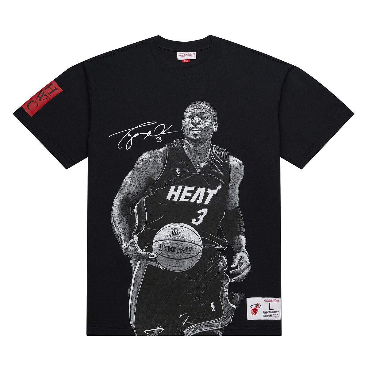 NBA ULTIMATE PLAYER TEE VINTAGE LOGO