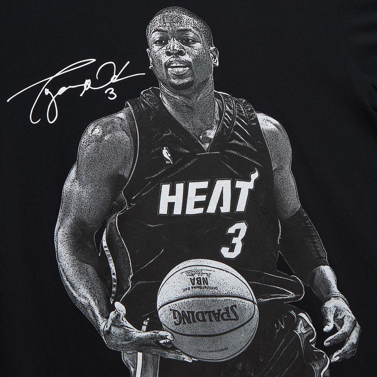 NBA ULTIMATE PLAYER TEE VINTAGE LOGO