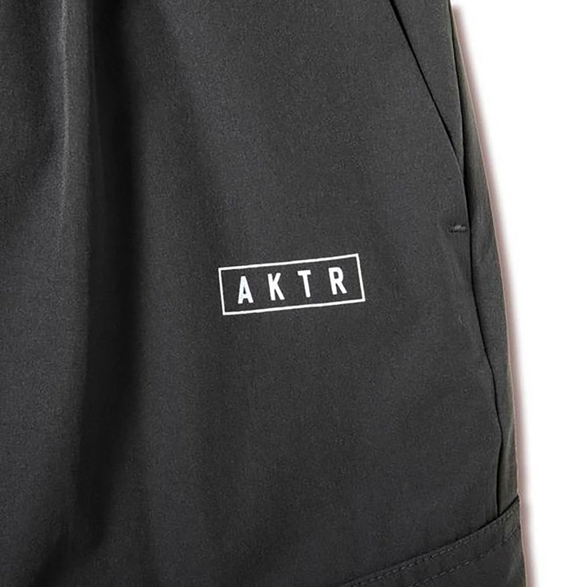 URBAN JOGGER CARGO PANTS