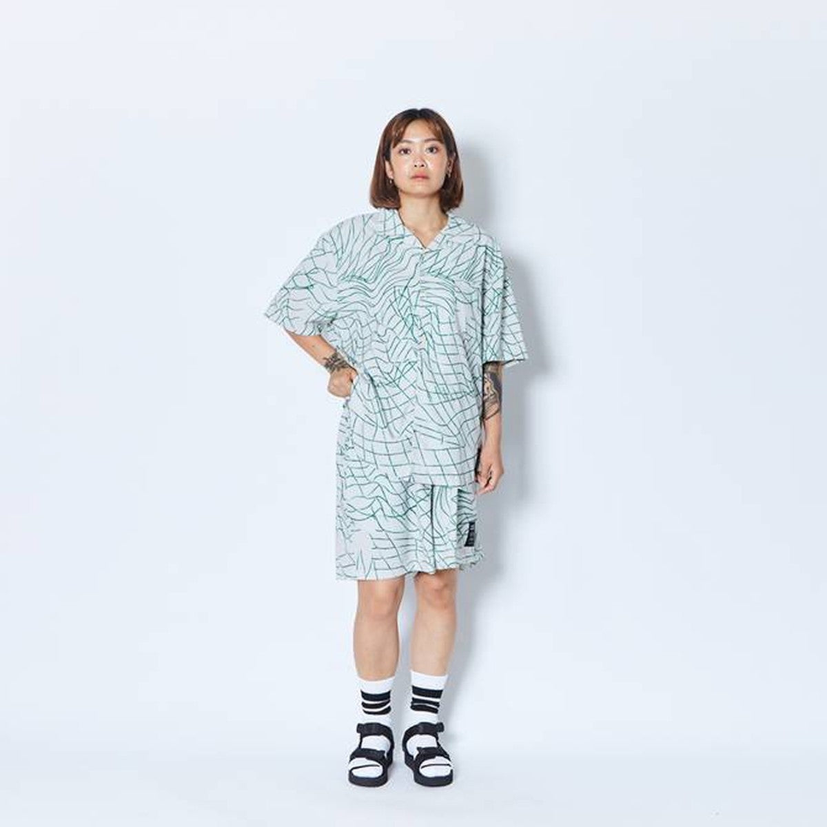 B.B.WEB 5.5-INCH SHRT WIDE PANTS