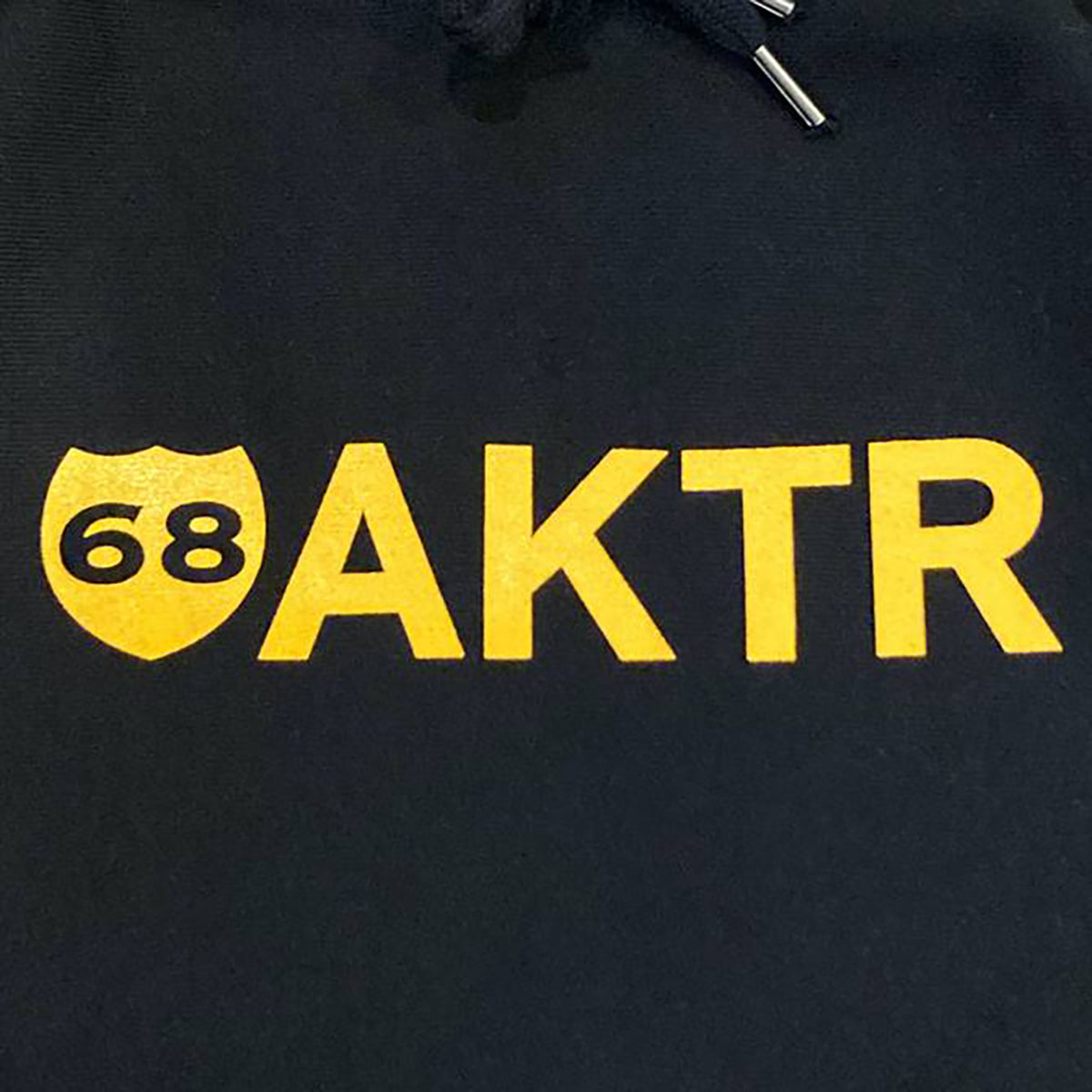 68xAKTR LOGO HOODIE