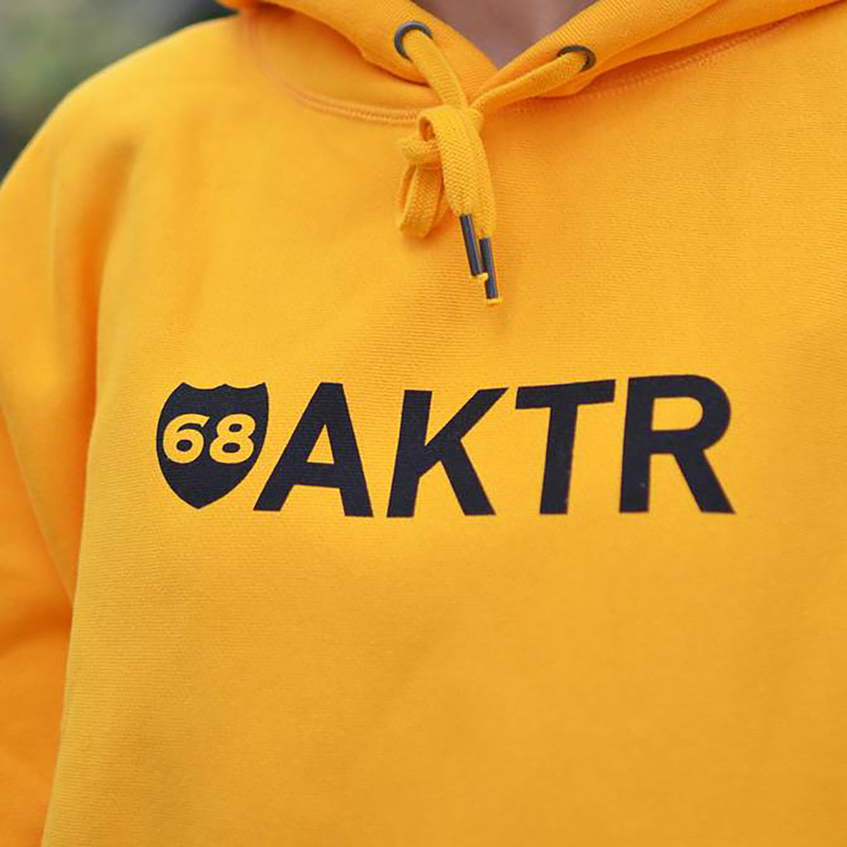 68xAKTR LOGO HOODIE