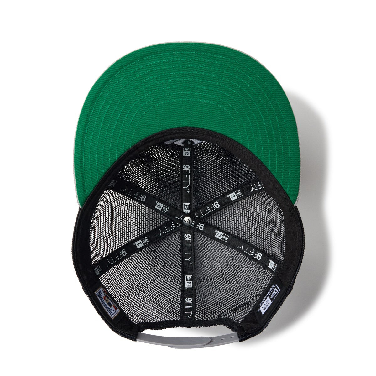 NEW YORK YANKEES ALL MESH TRACKER 9FIFTY 【6月6日以降発送予定】