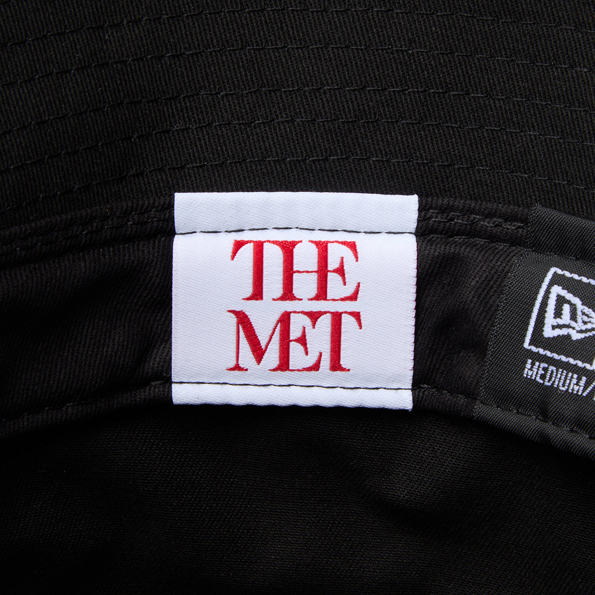 THE MET SAILOR BRIM BUCKET