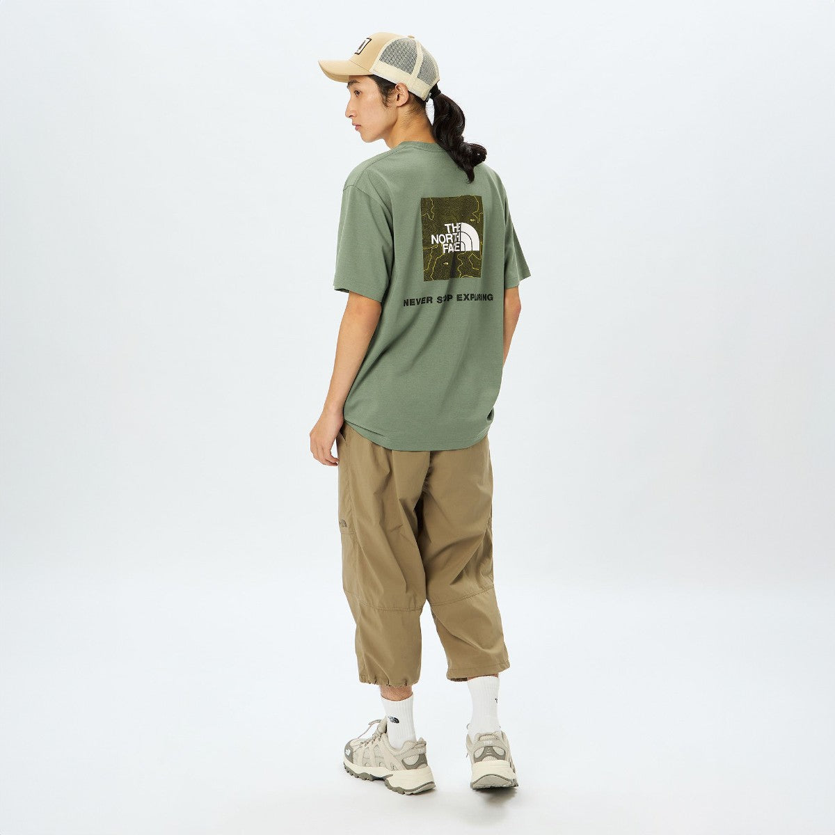 S/S BACK SQUARE TRAVERS LOGO T