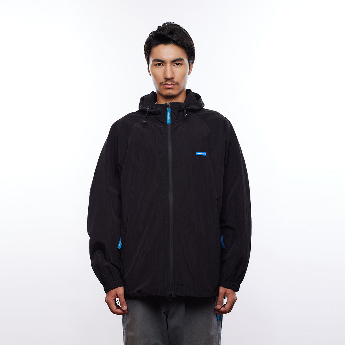 PACKABLE RIPSTOP WIND SHELL