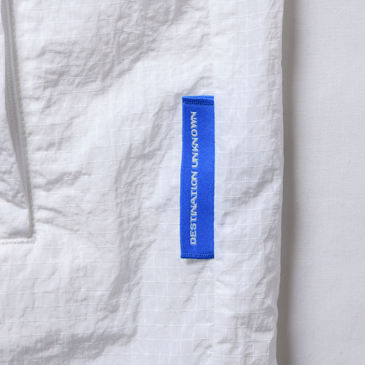 PACKABLE RIPSTOP WIND SHELL