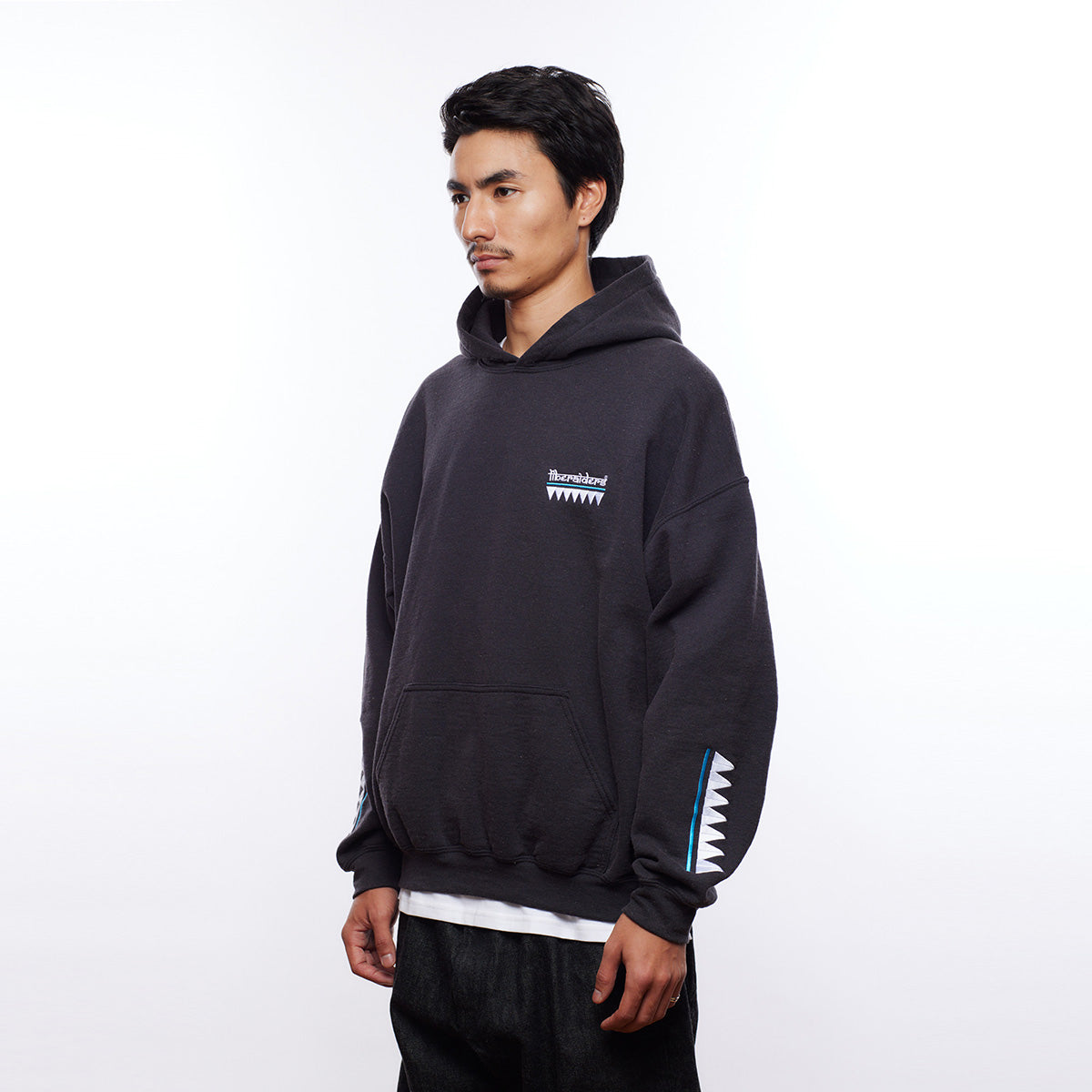 TRIBAL EMBROYDERY HOODIE