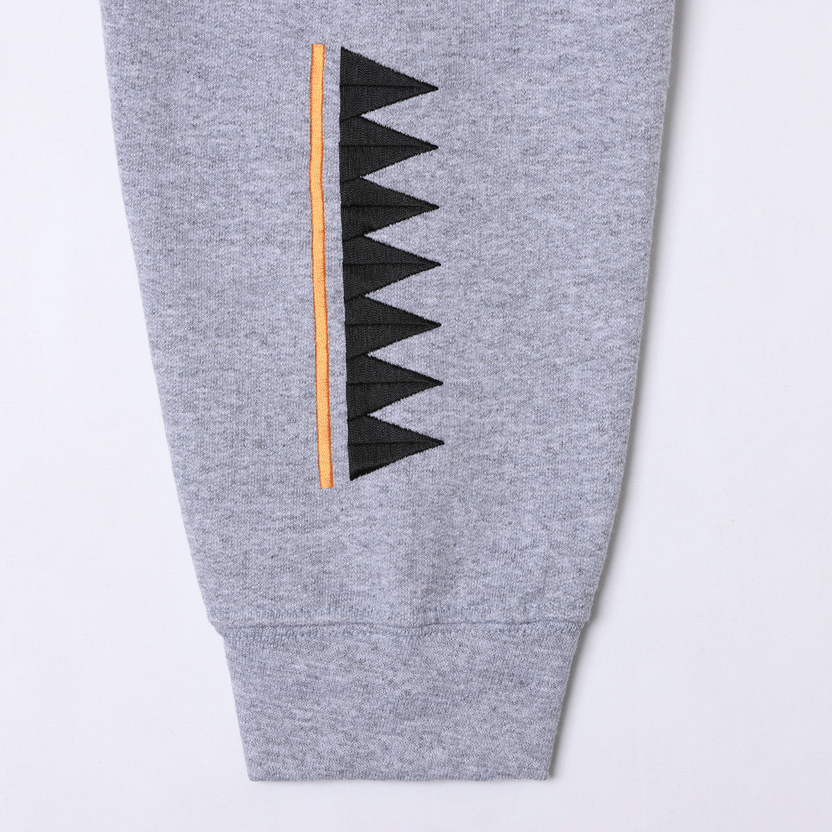 TRIBAL EMBROYDERY HOODIE