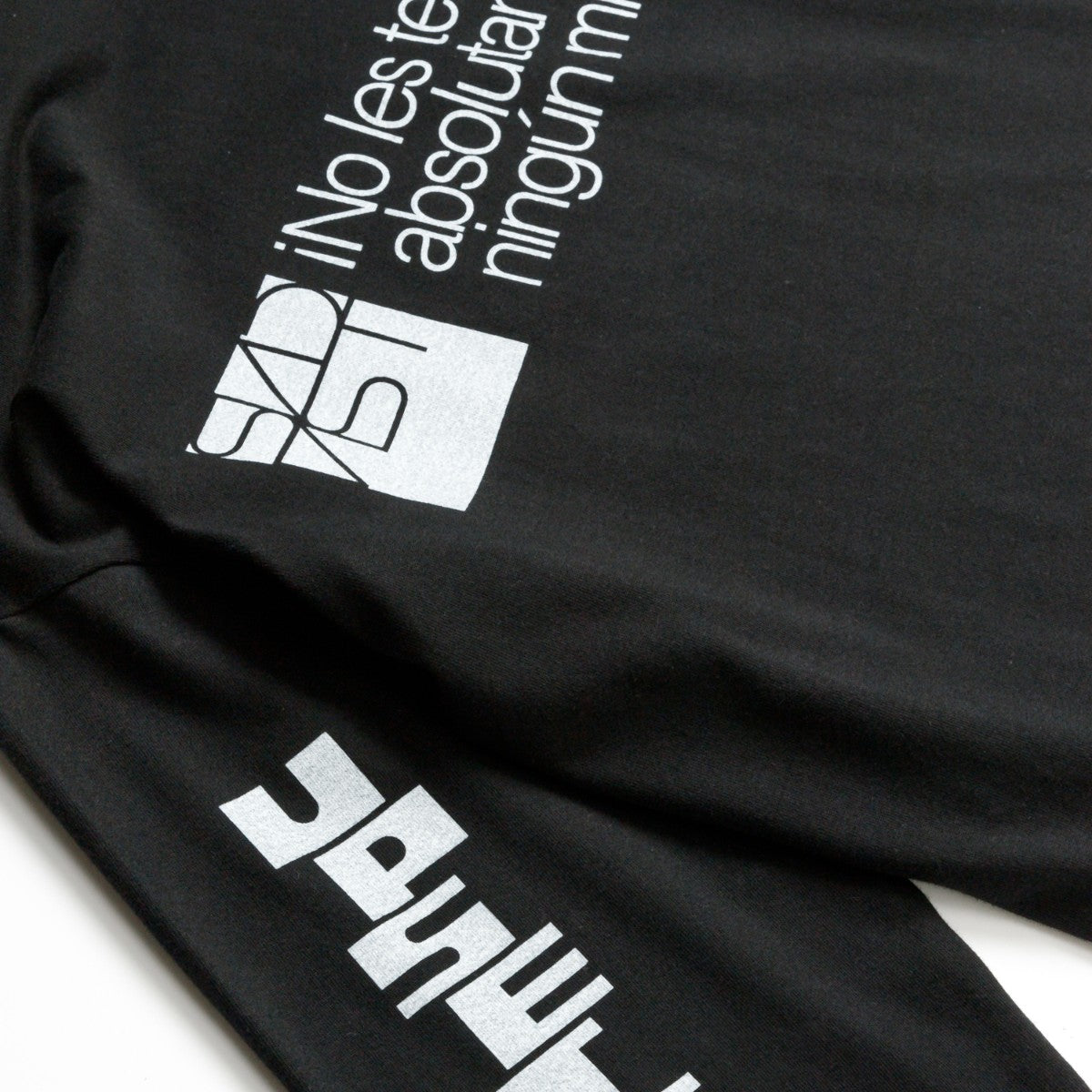 Vintage 01 Graphic L-S Tee