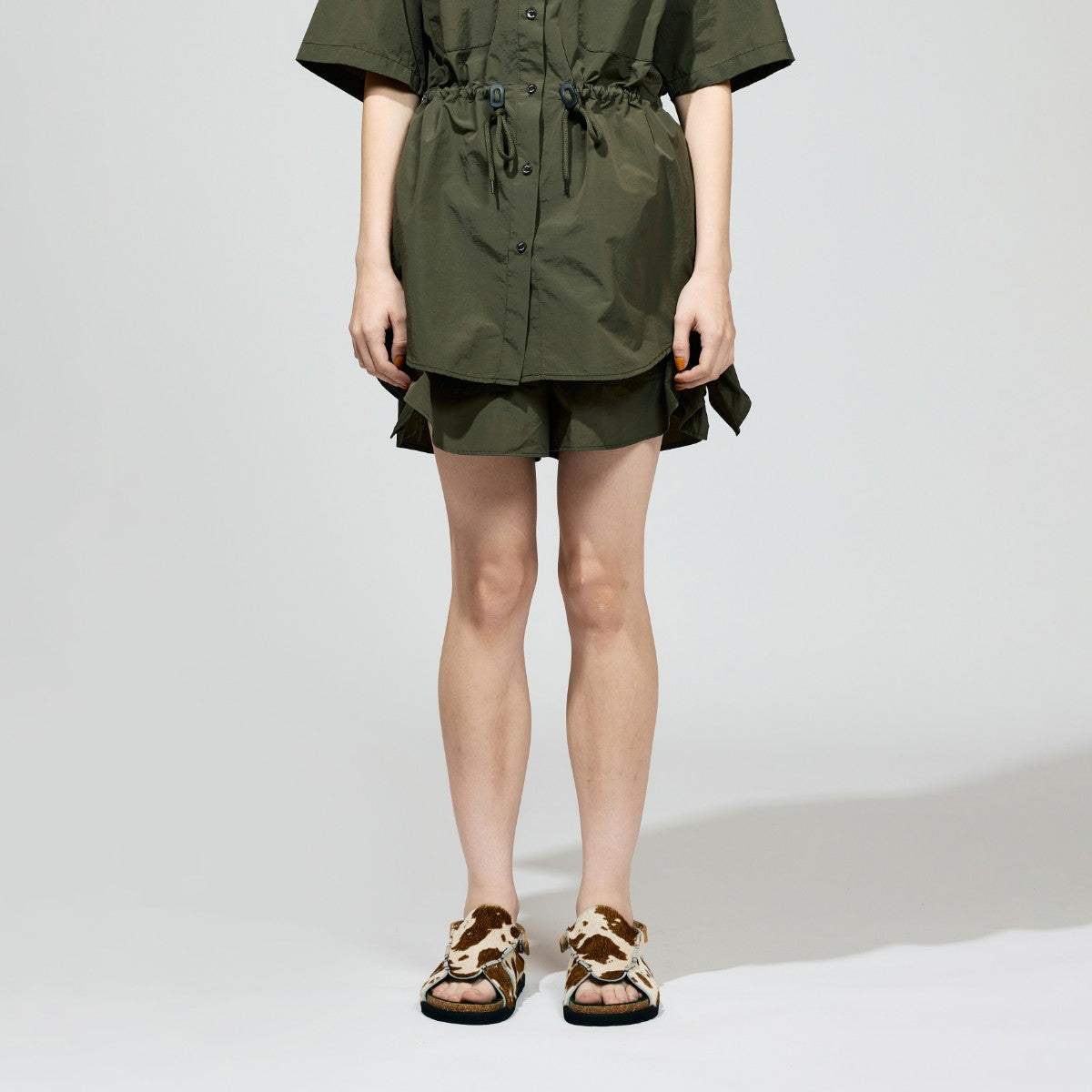 NON TOKYO FRILL TRACK SHORTS | Kinetics/Kinetics WOMEN 公式オンラインストア