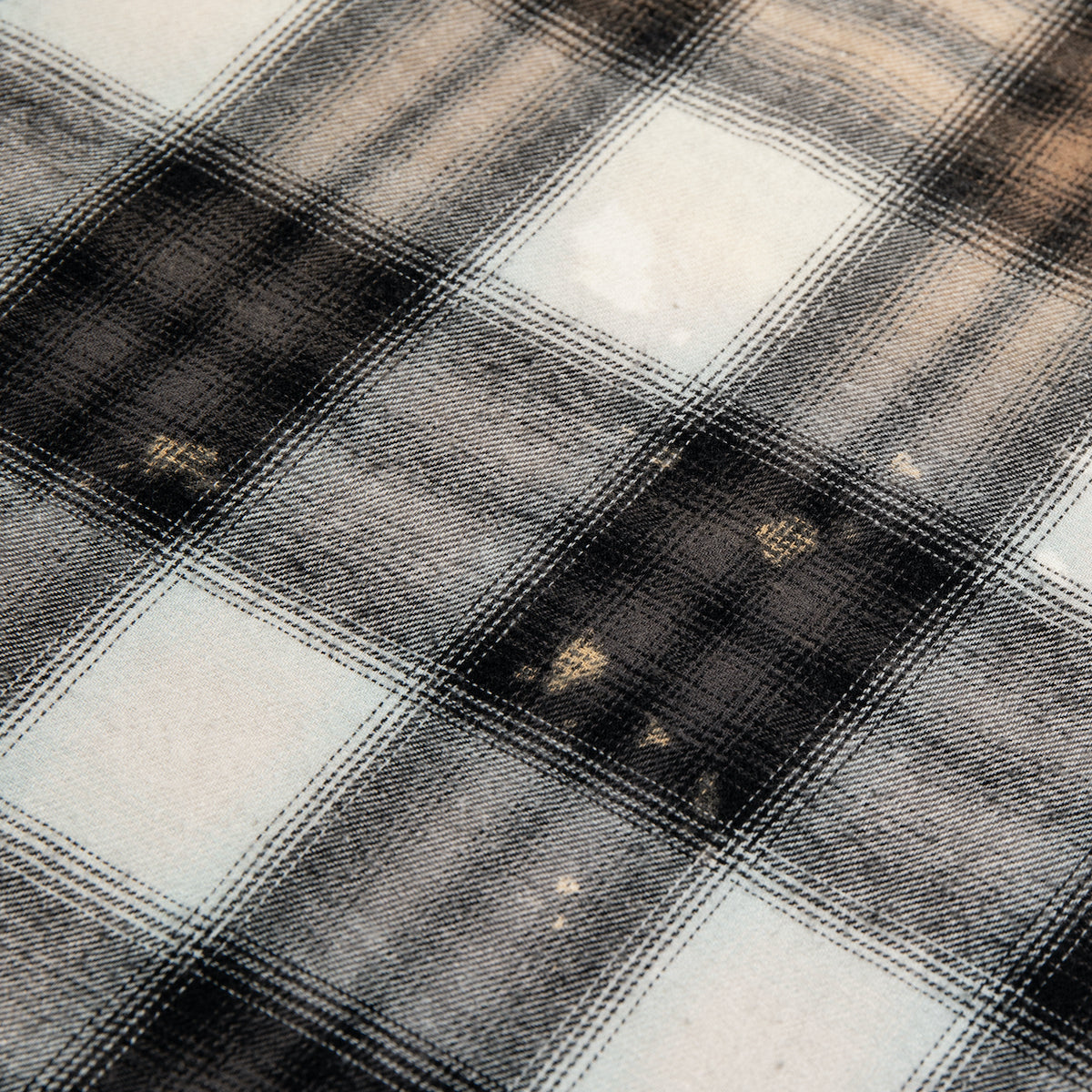 Ombre Check Damage S/S Shirt