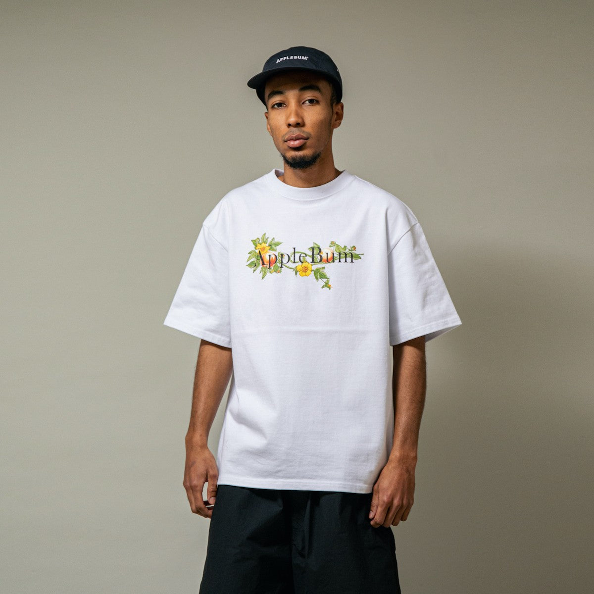 APPLEBUM “Apple Blossom Logo” T-shirt 12oz - WHITE