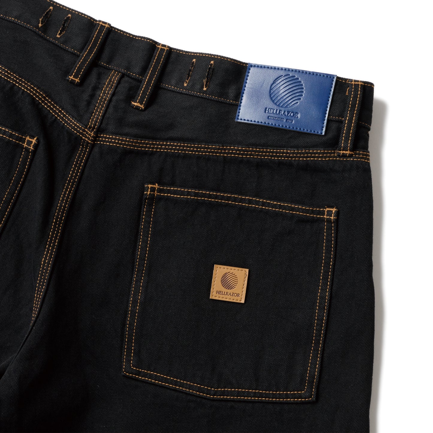 BAGGIE DENIM SHORTS