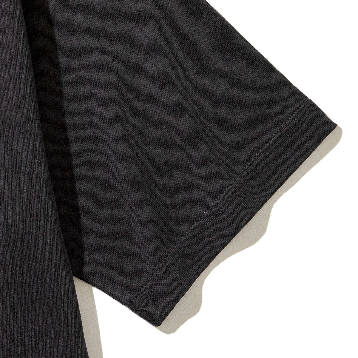 New Balance QTM BASKETBALL T-SHIRT ニューバランス QTM バスケットボール Tシャツ MT51658【メンズ 半袖Tシャツ グラフィック リラックスフィット 25SS】