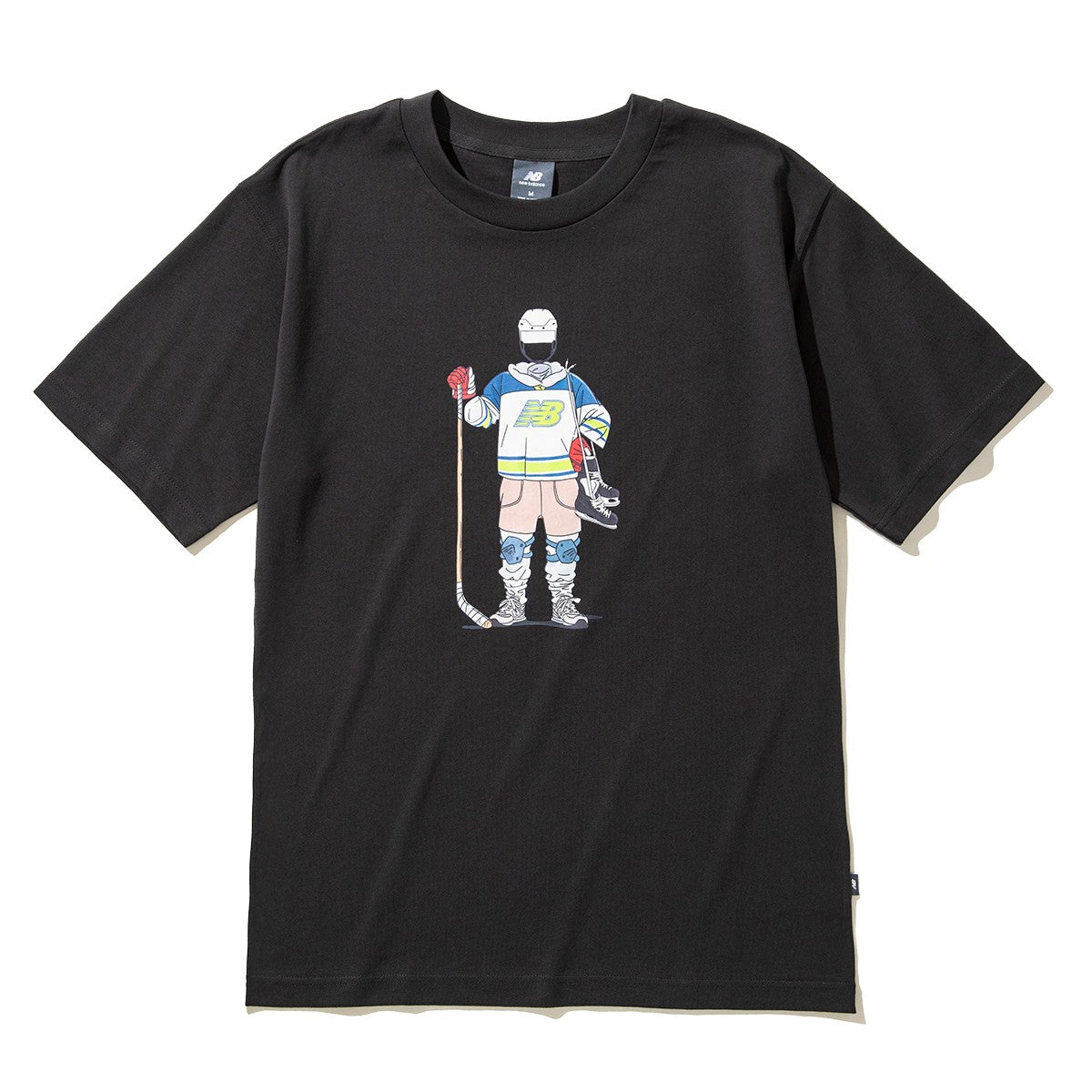 New Balance QTM HOCKEY T-SHIRT ニューバランス QTM ホッケー Tシャツ MT51659【メンズ 半袖Tシャツ グラフィック リラックスフィット 25SS】