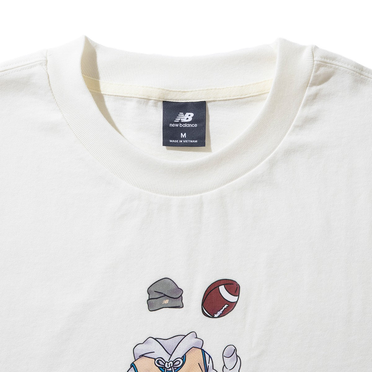 New Balance QTM FOOTBALL T-SHIRT ニューバランス QTM フットボール Tシャツ MT51660【メンズ 半袖Tシャツ グラフィック リラックスフィット 25SS】