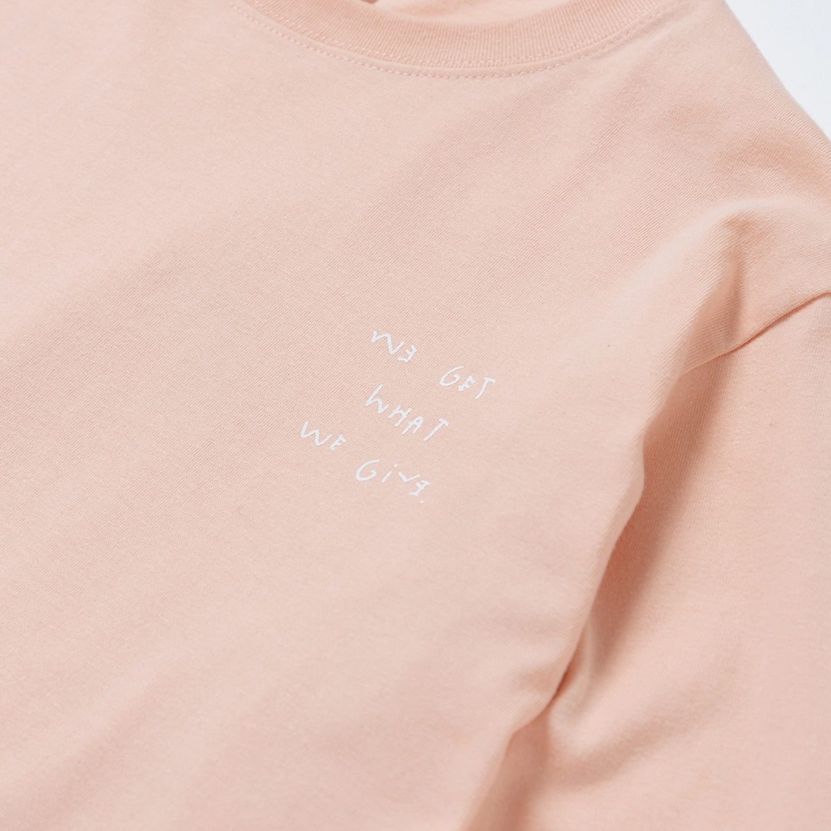 We are the universe Ls t-shirts (RUTSUBO×Yuri Hanamori × MOMO)