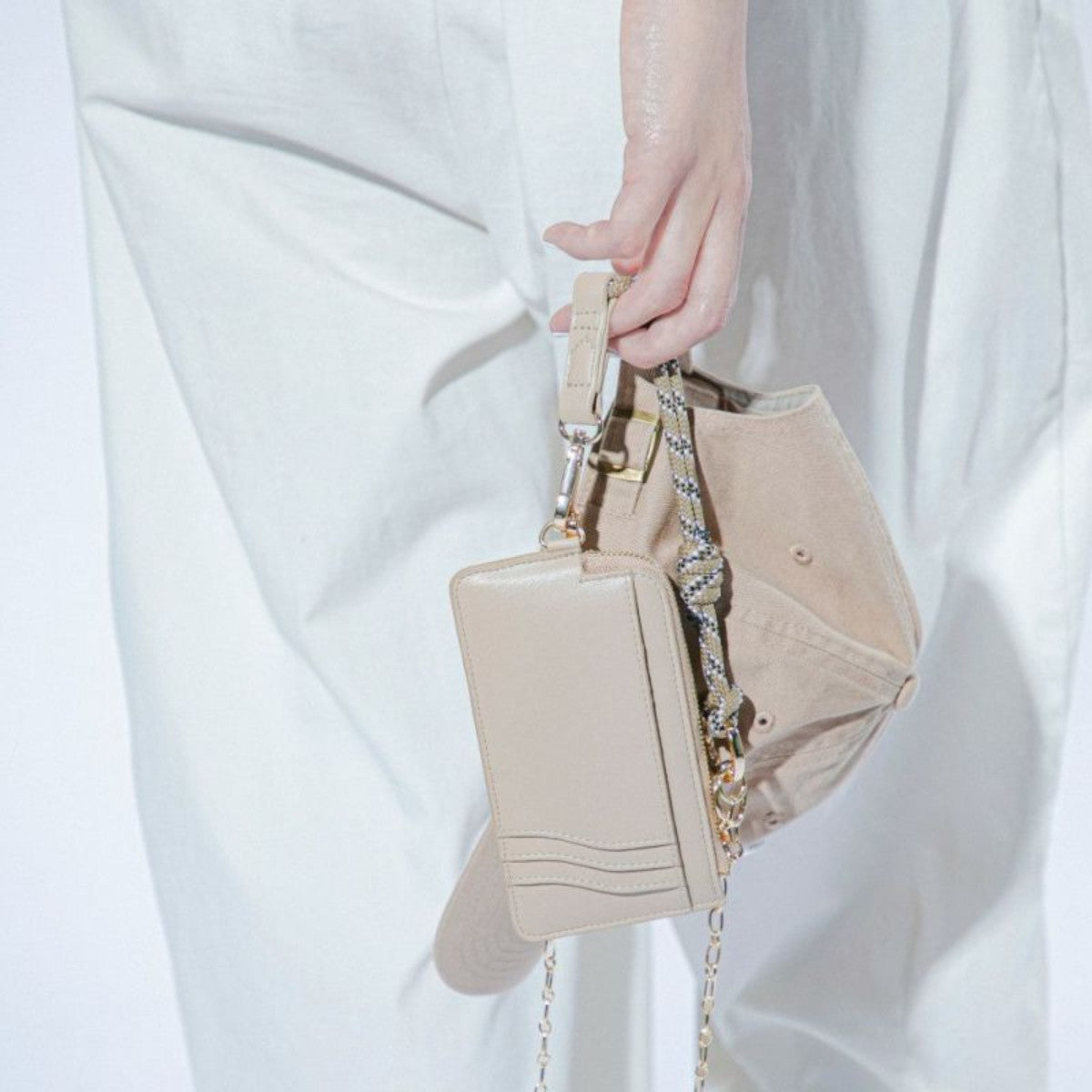 LE VERNIS Paracord wallet ル・ベルニ パラコード ウォレット 244-210601【レディース 財布 ウォレット L字ファスナー オフィスカジュアル 無地 25SS】