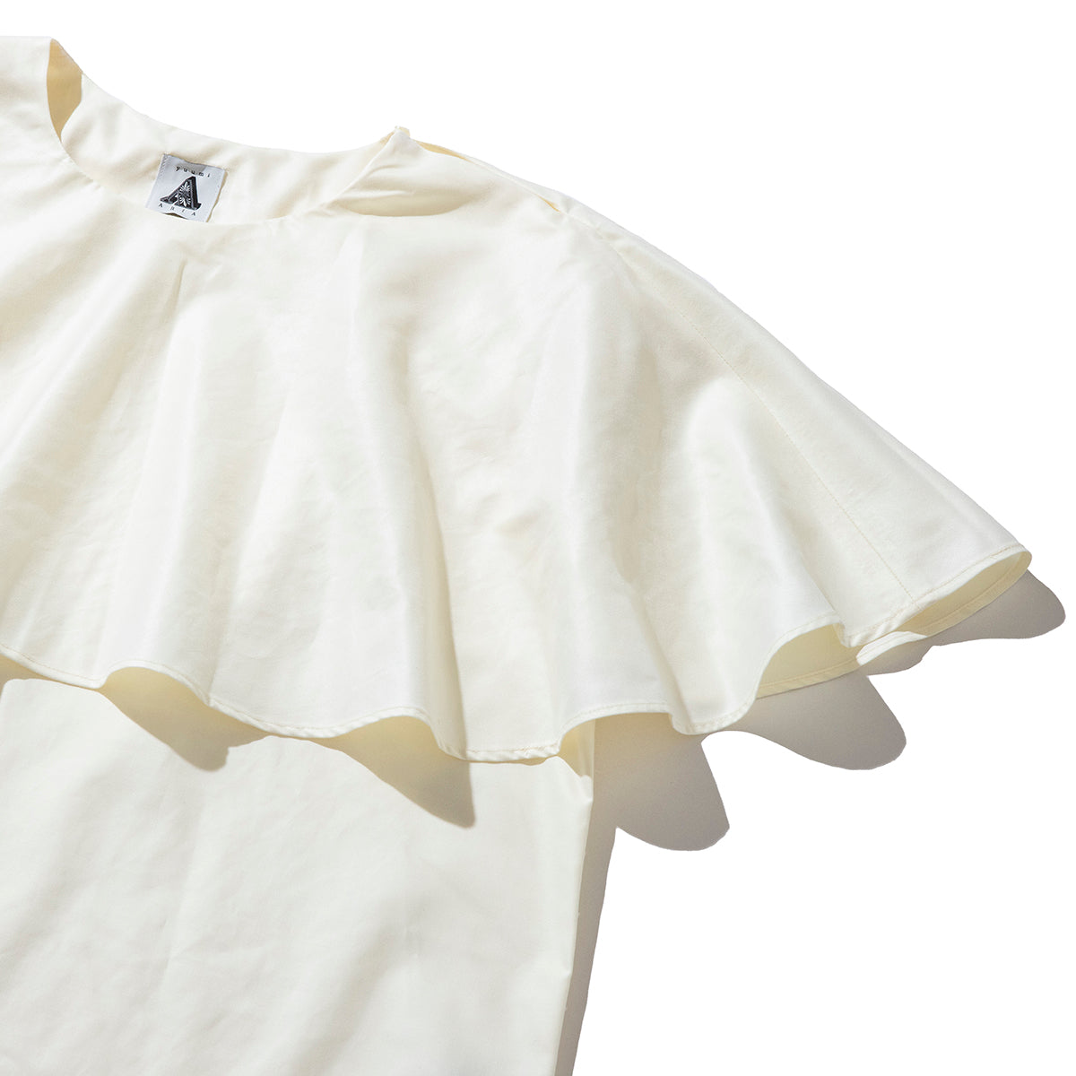 YuumiARIA GATHER TOPS ユウミアリア ギャザー トップス 251-AS001【レディース トップス ノースリーブ 光沢 25SS】