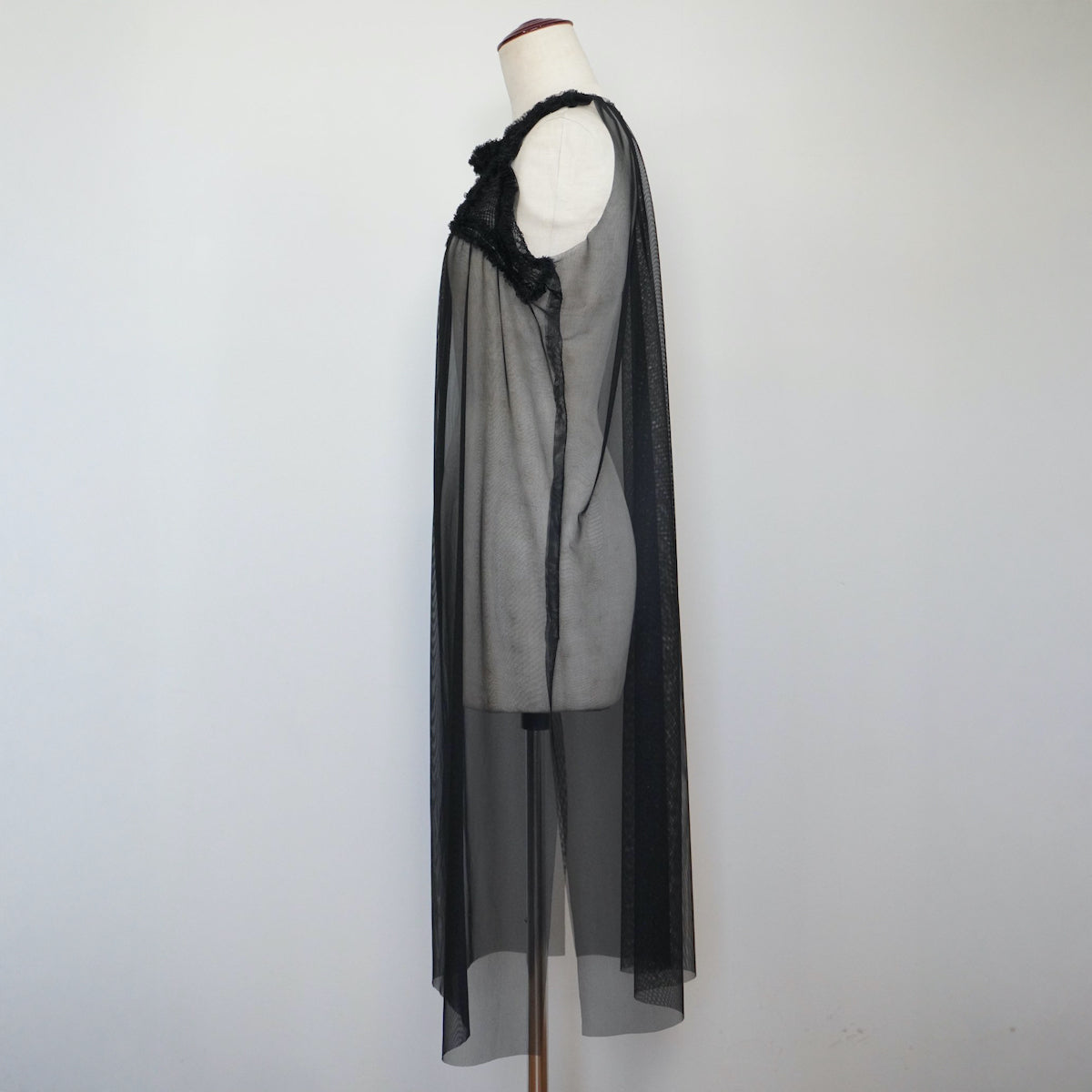 YuumiARIA EMBROIDARY TULLE DRESS ユウミアリア エンブロイダリー チュール ドレス 251-AS023【レディース ドレス シアードレス レイヤード 透け感 刺繍 25SS】