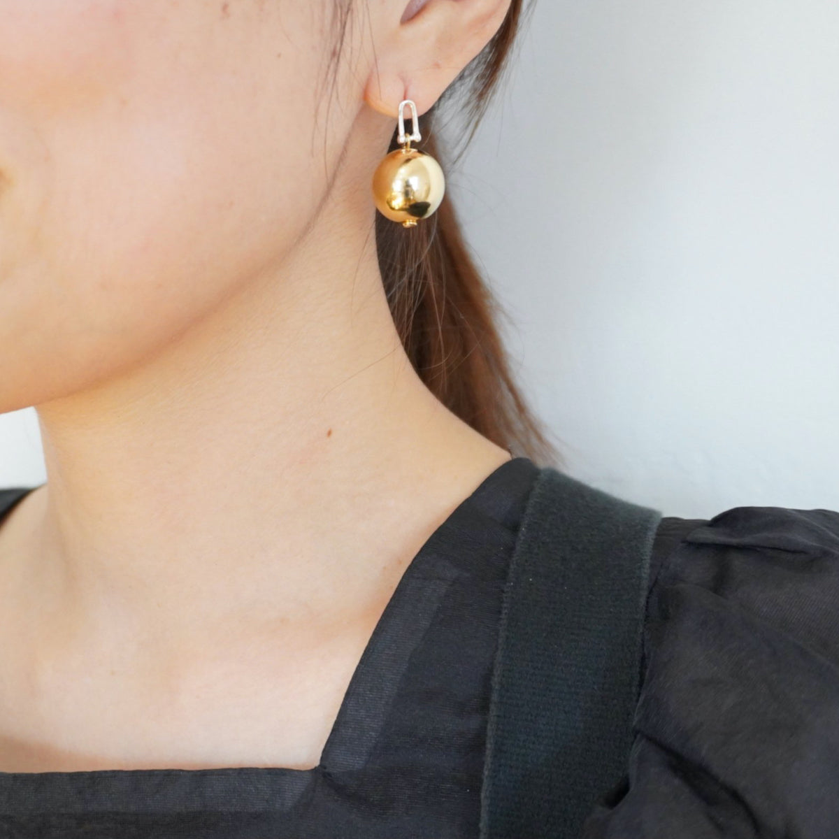 YuumiARIA BALL EARRINGS ユウミアリア ボール イヤリング 251-YU003【レディース アクセサリー イヤリング SV925 25SS】