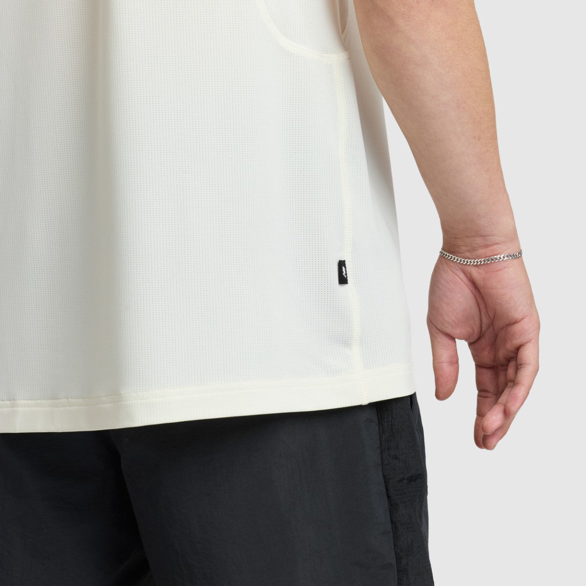 Klutch Men's Mesh Performance T-Shirt 【5月12日以降発送予定】