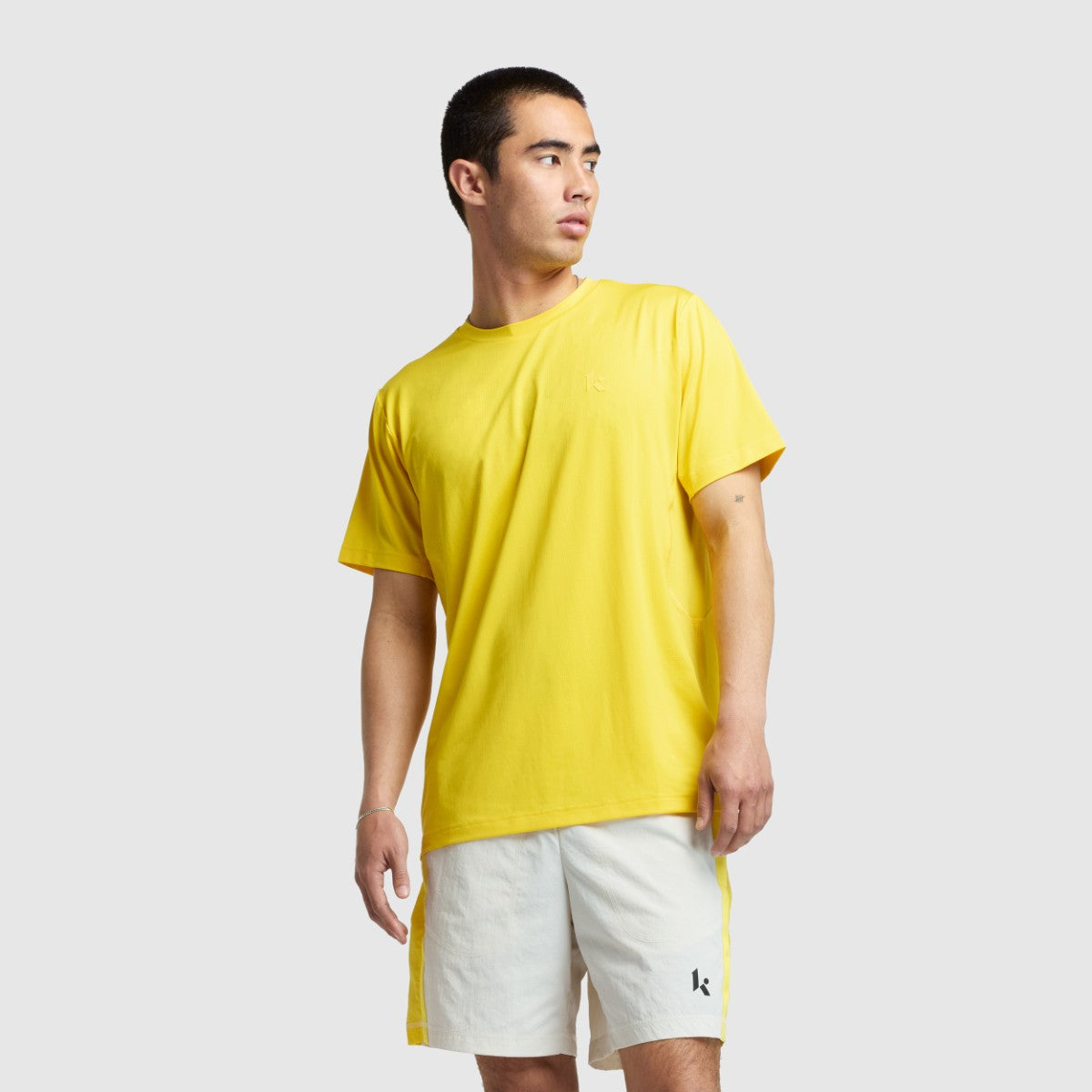 Klutch Men's Mesh Performance T-Shirt 【5月12日以降発送予定】