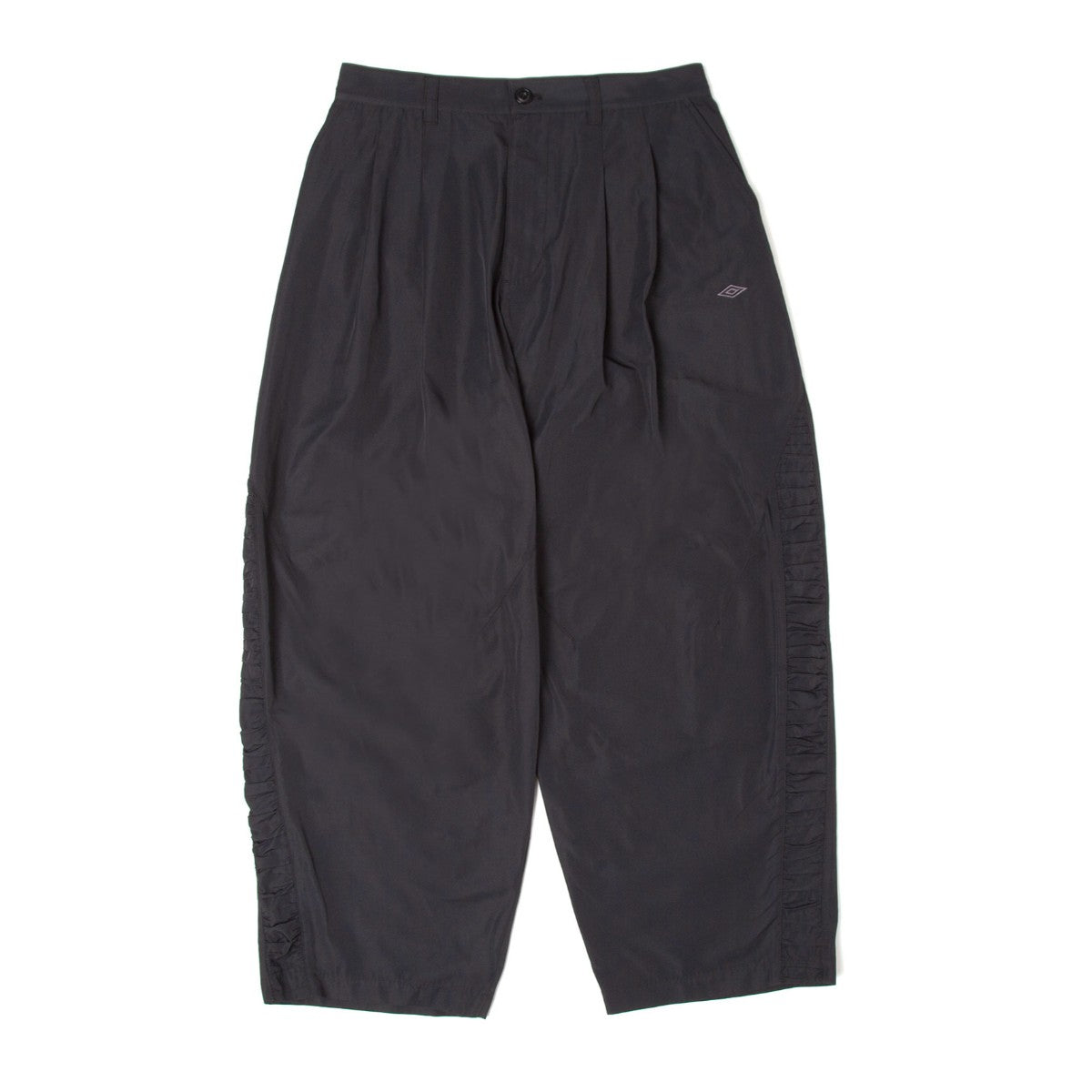 Wide tapered trousers