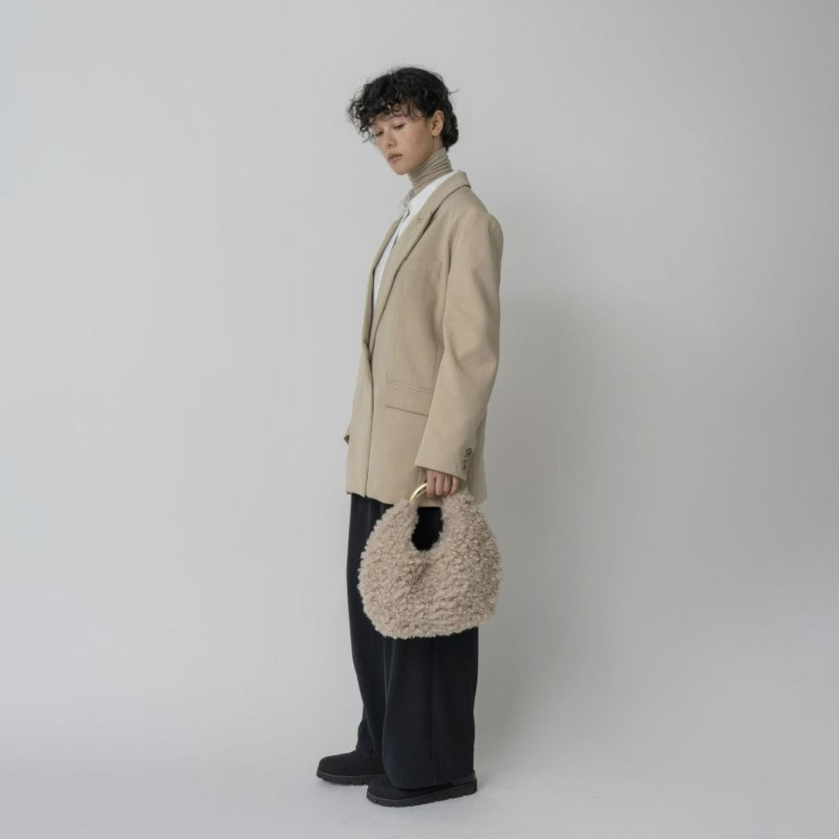 LE VERNIS Sculpture Mou Mini ル・ベルニ スカルプチャー ムー ミニ 252-212519【レディース バッグ ミニ ファー ハンドバッグ 秋冬 レディース 25FW】