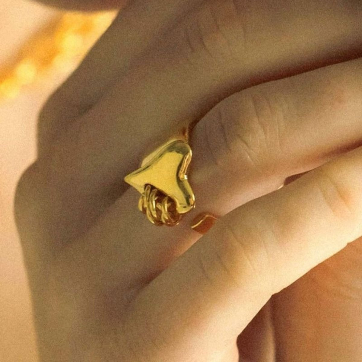 LAPUIS Coil heart ring ラピュイ コイル ハート リング 233-220103【レディース 指輪 リング ハート 25FW】