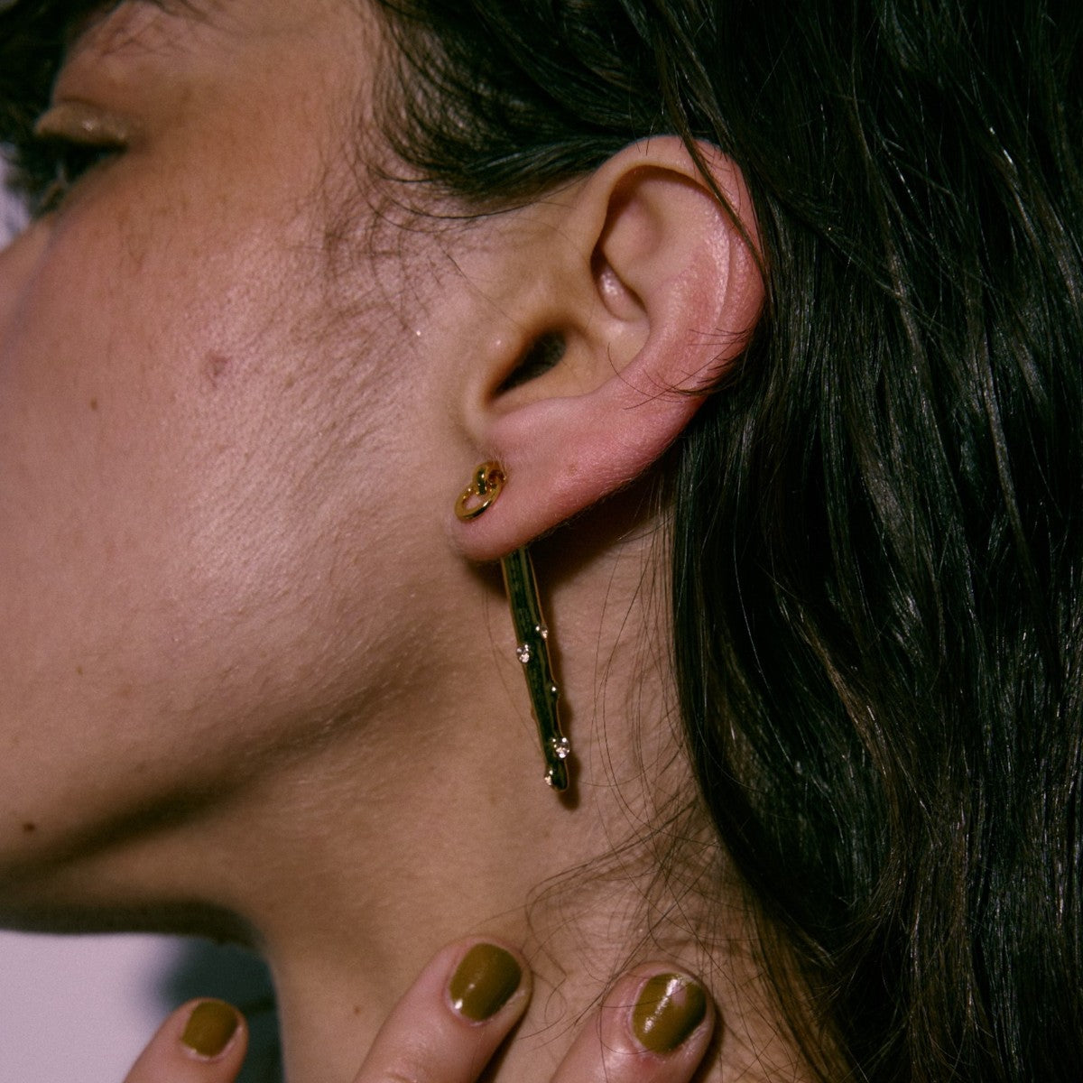LAPUIS Garden Stick pierced earrings ラピュイ ガーデン スティック ピアスイヤリング 252-220114【レディース ピアス アクセサリー スティックタイプ 25FW】