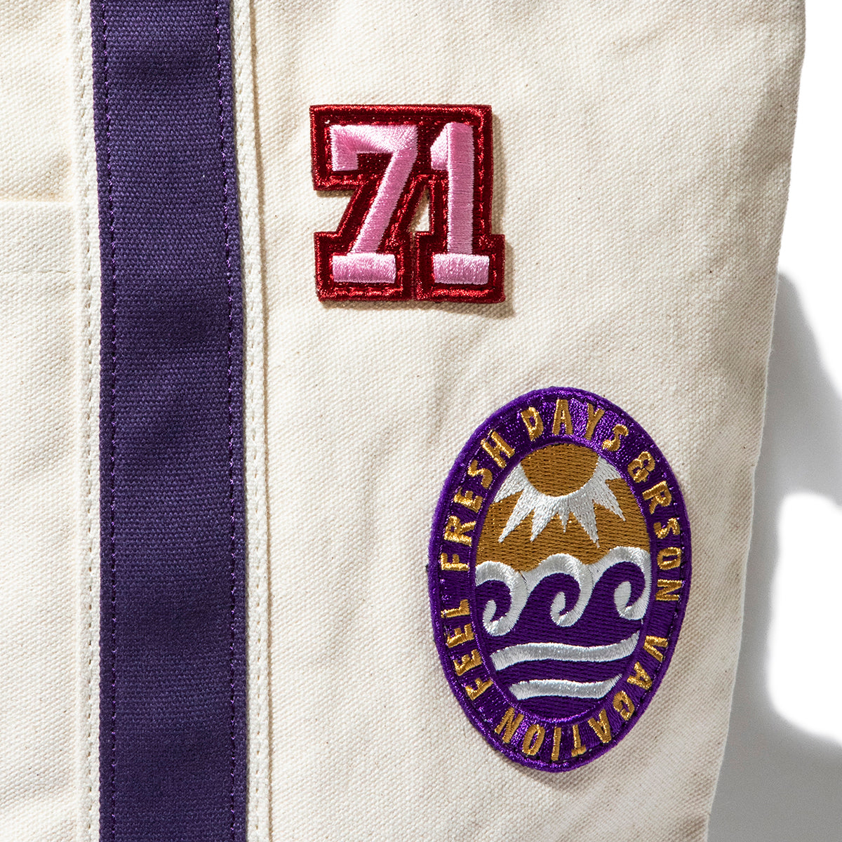 &RSON VACATION WAPPEN CANVAS TOTE アンダーソン バケーション ワッペンキャンバストート 2505-AND-ZBG0009【メンズ レディース トートバッグ 大容量 キャンパス生地 25SS】