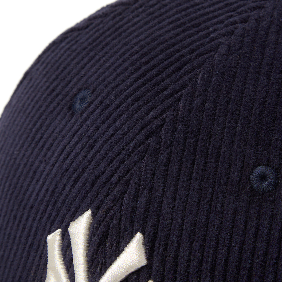 NEW ERA NEW YORK YANKEES 8W CORDUROY RETRO CROWN 9FIFTY ニューエラ ニューヨーク・ヤンキース 8W コーデュロイ レトロ クラウン 950 14667634【メンズ コーデュロイキャップ レトロキャップ 秋冬帽子 サイズ調整 25FW】