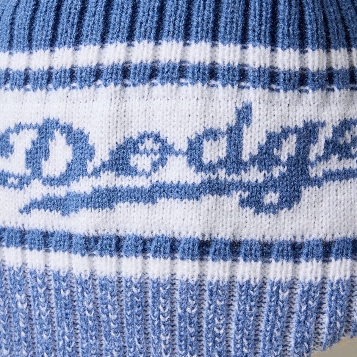 NEW ERA LOS ANGELES DODGERS KNIT TRAPPER ニューエラ ロサンゼルス・ドジャース ニットトラッパー 14669986【メンズ ニットキャップ イヤーフラップ 防寒 冬 帽子 ボア裏地 25FW】